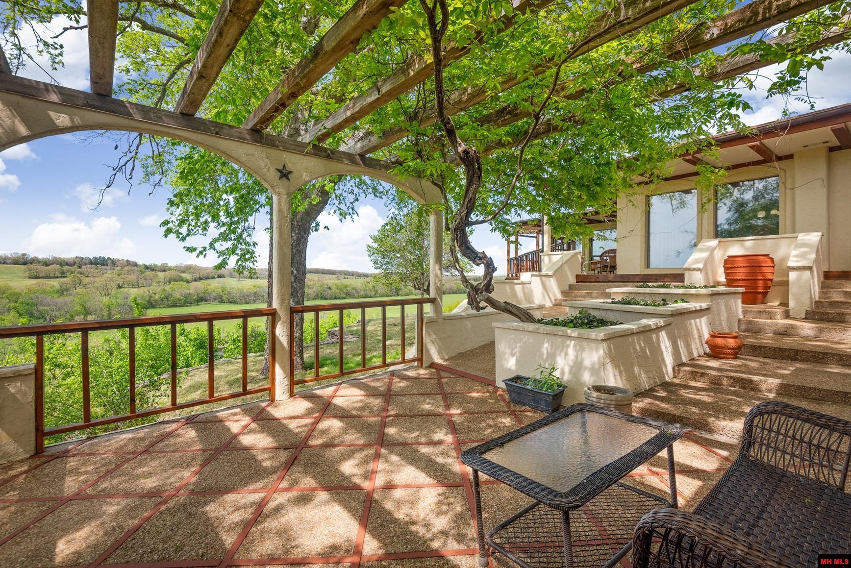 227 Harding Boulevard