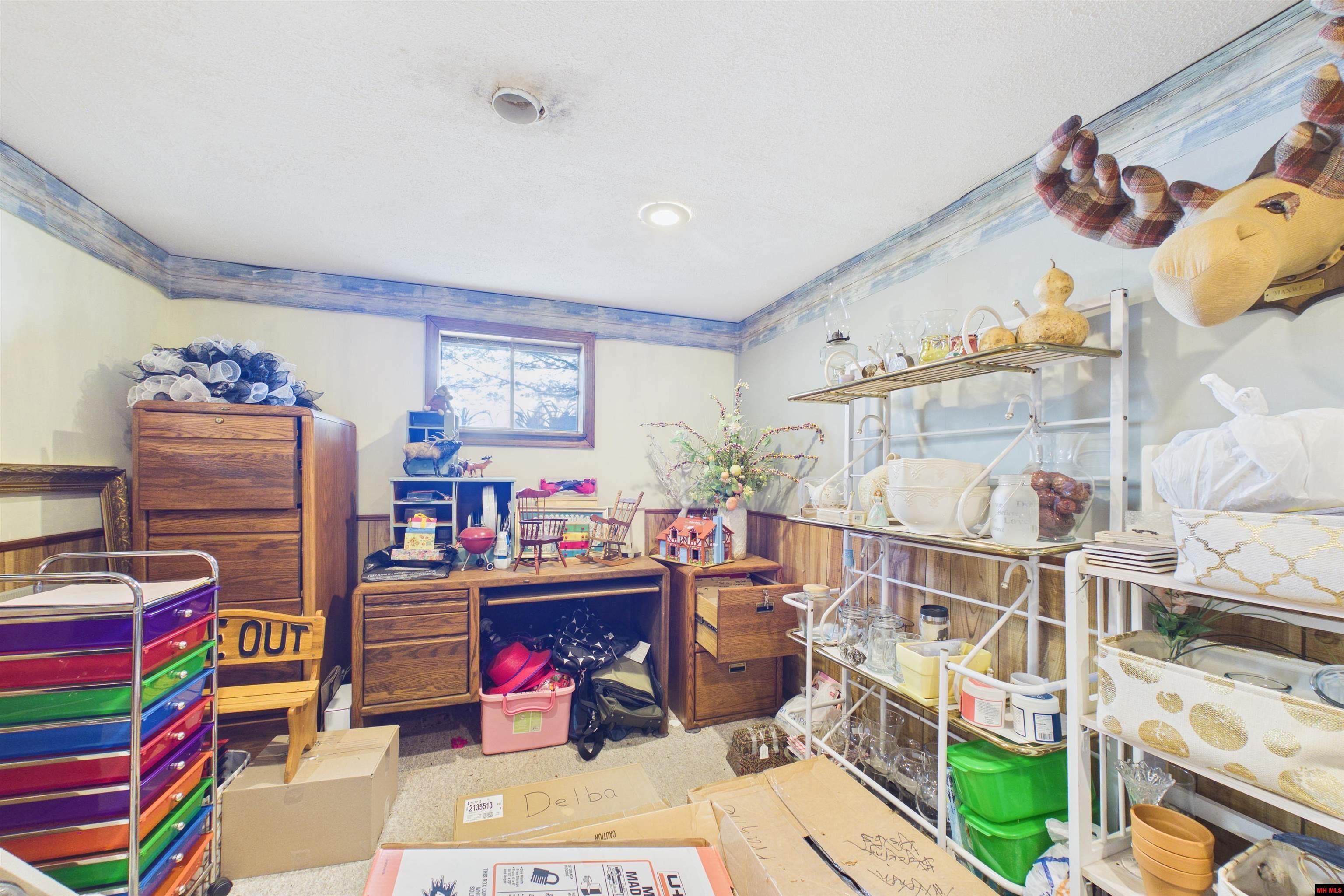 112 Thunderbird Lane