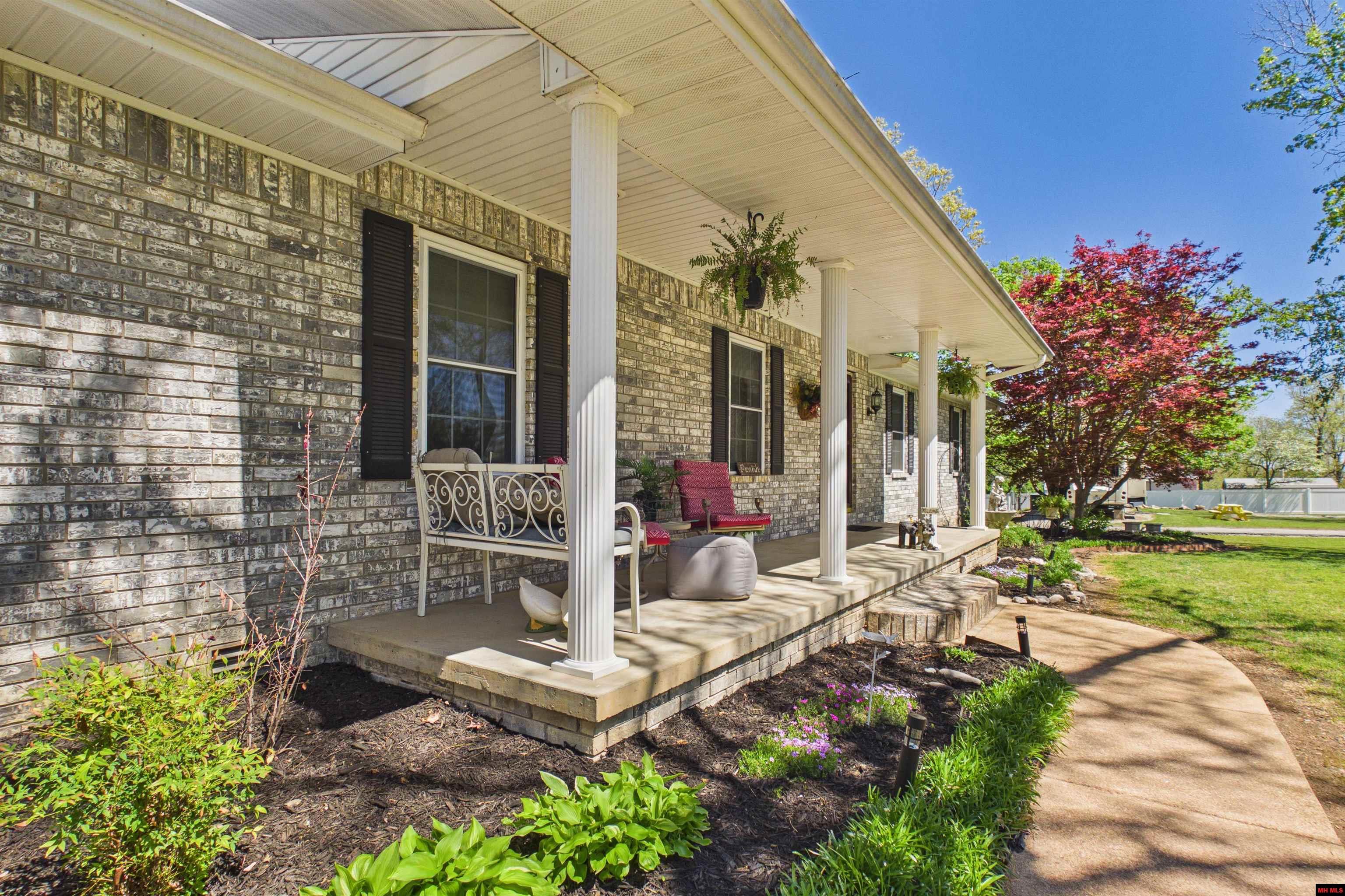 112 Thunderbird Lane