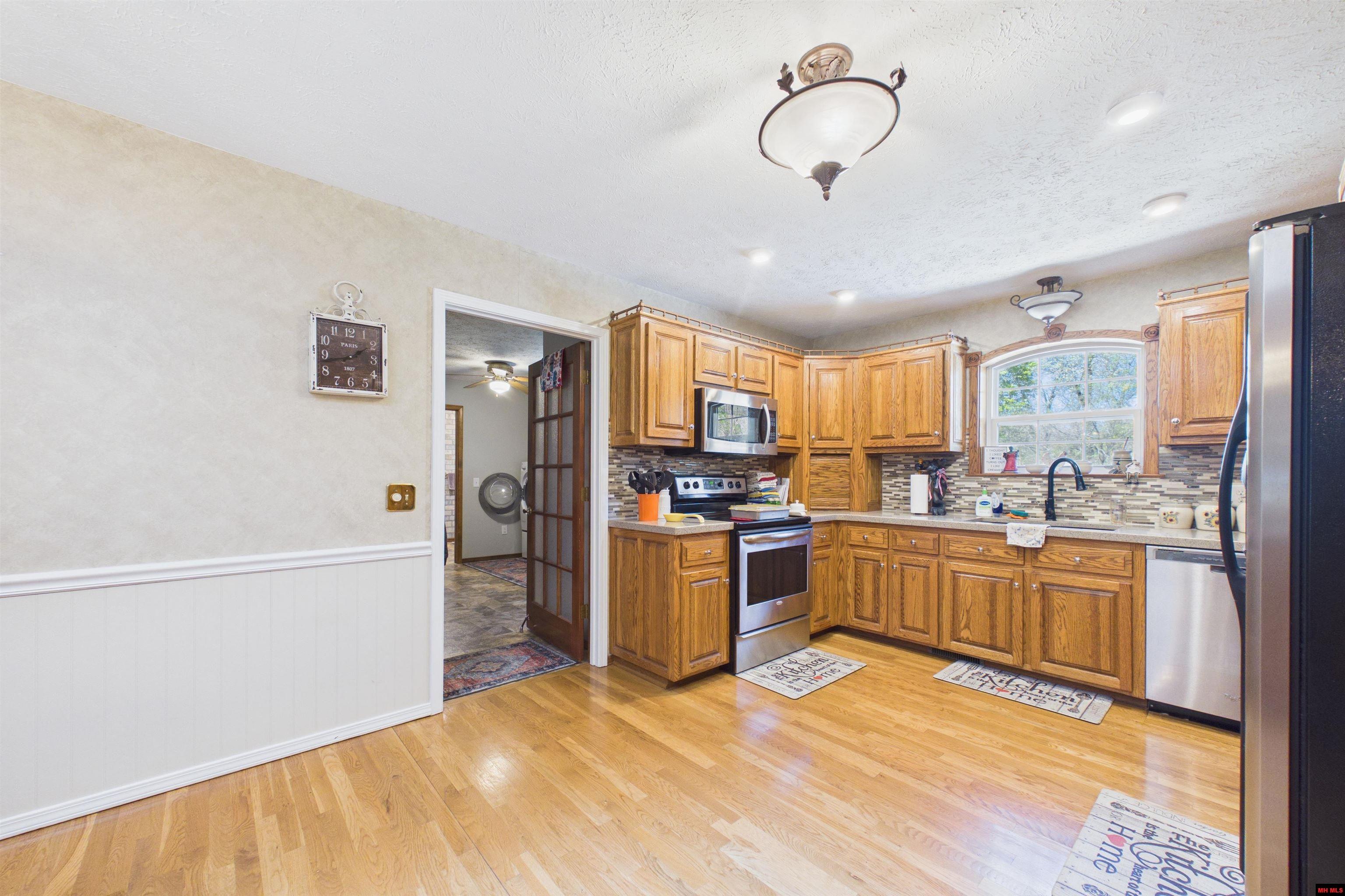 112 Thunderbird Lane