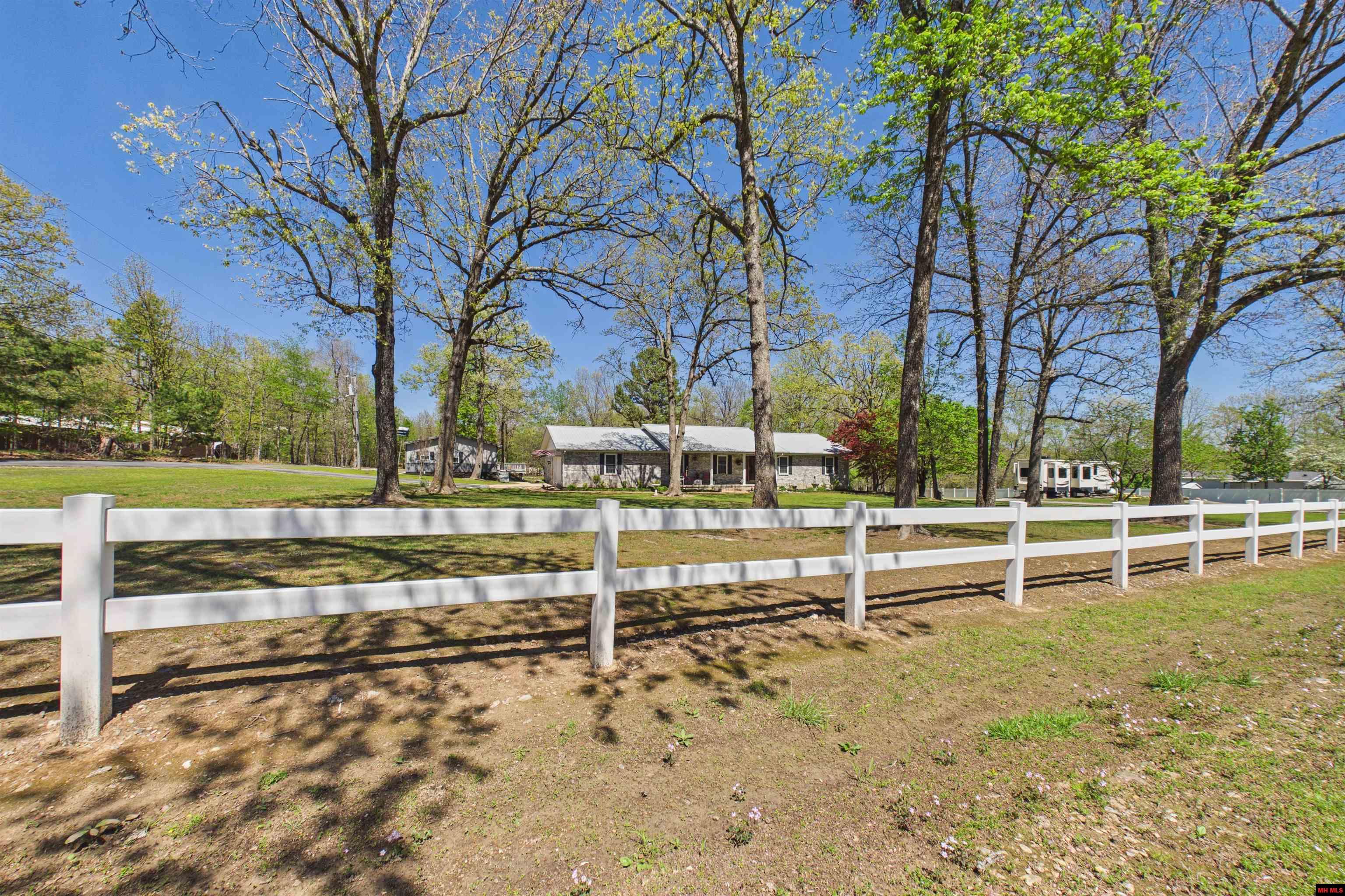 112 Thunderbird Lane