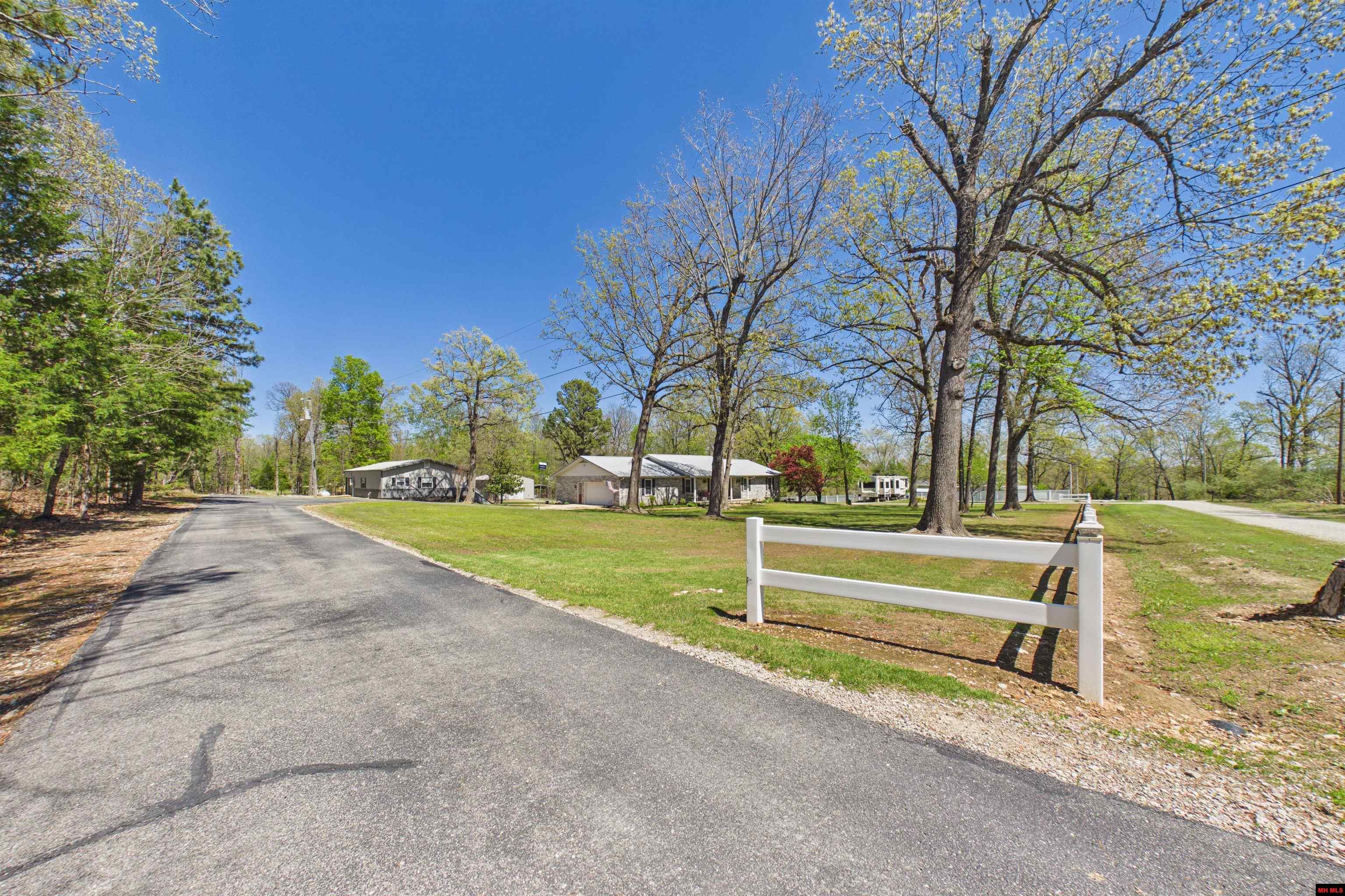 112 Thunderbird Lane