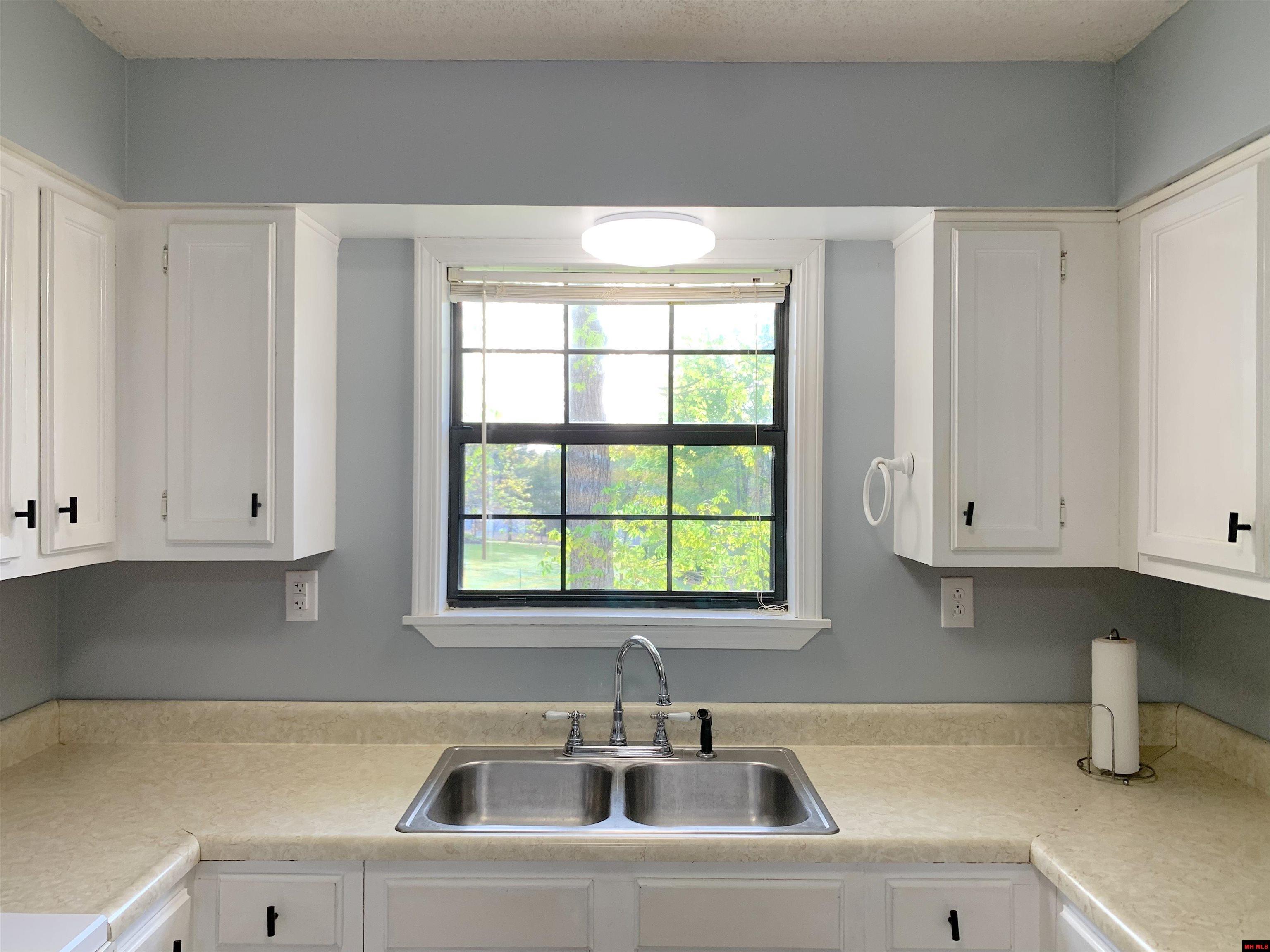 502 Pioneer Trail Drive