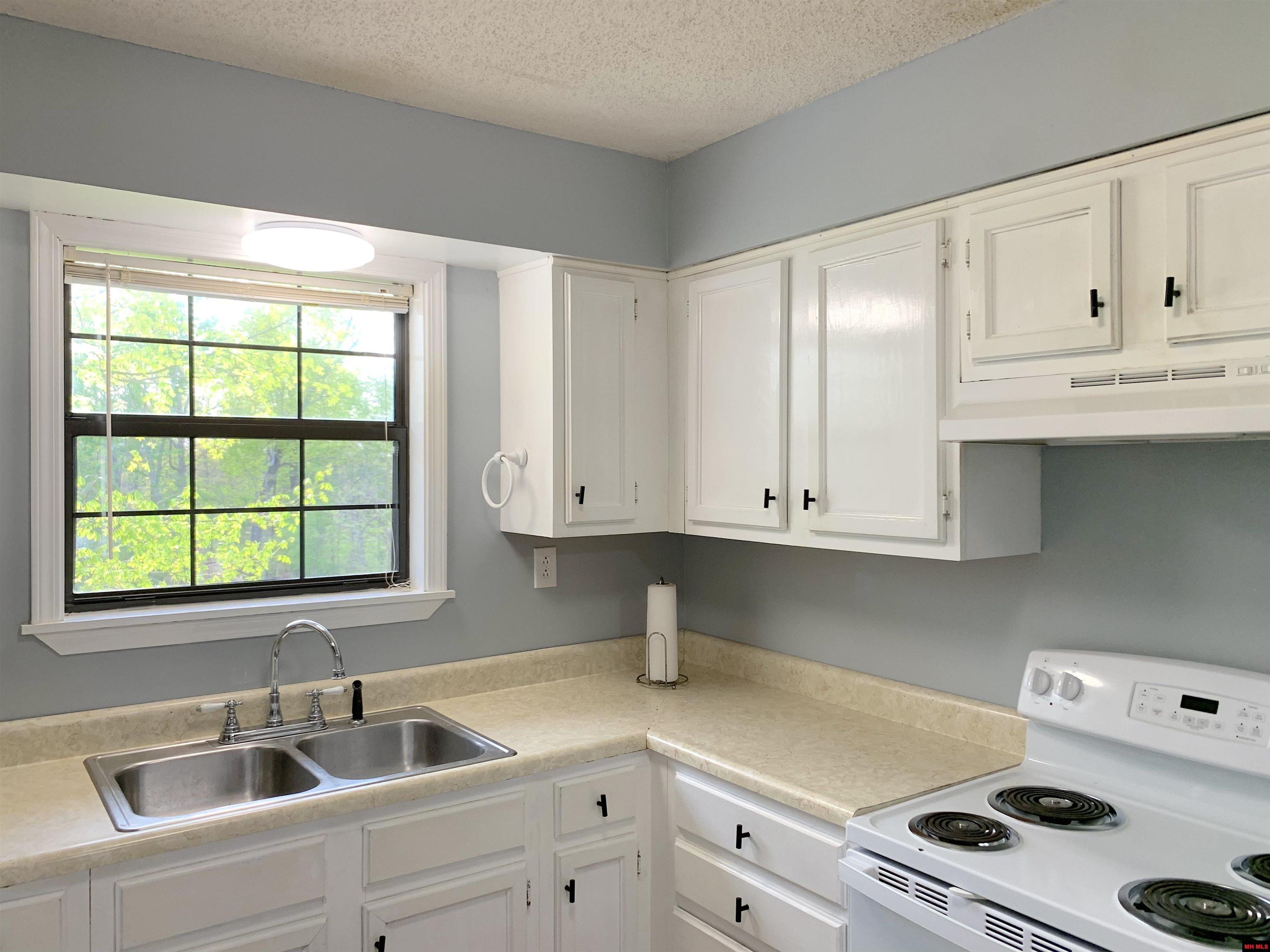 502 Pioneer Trail Drive