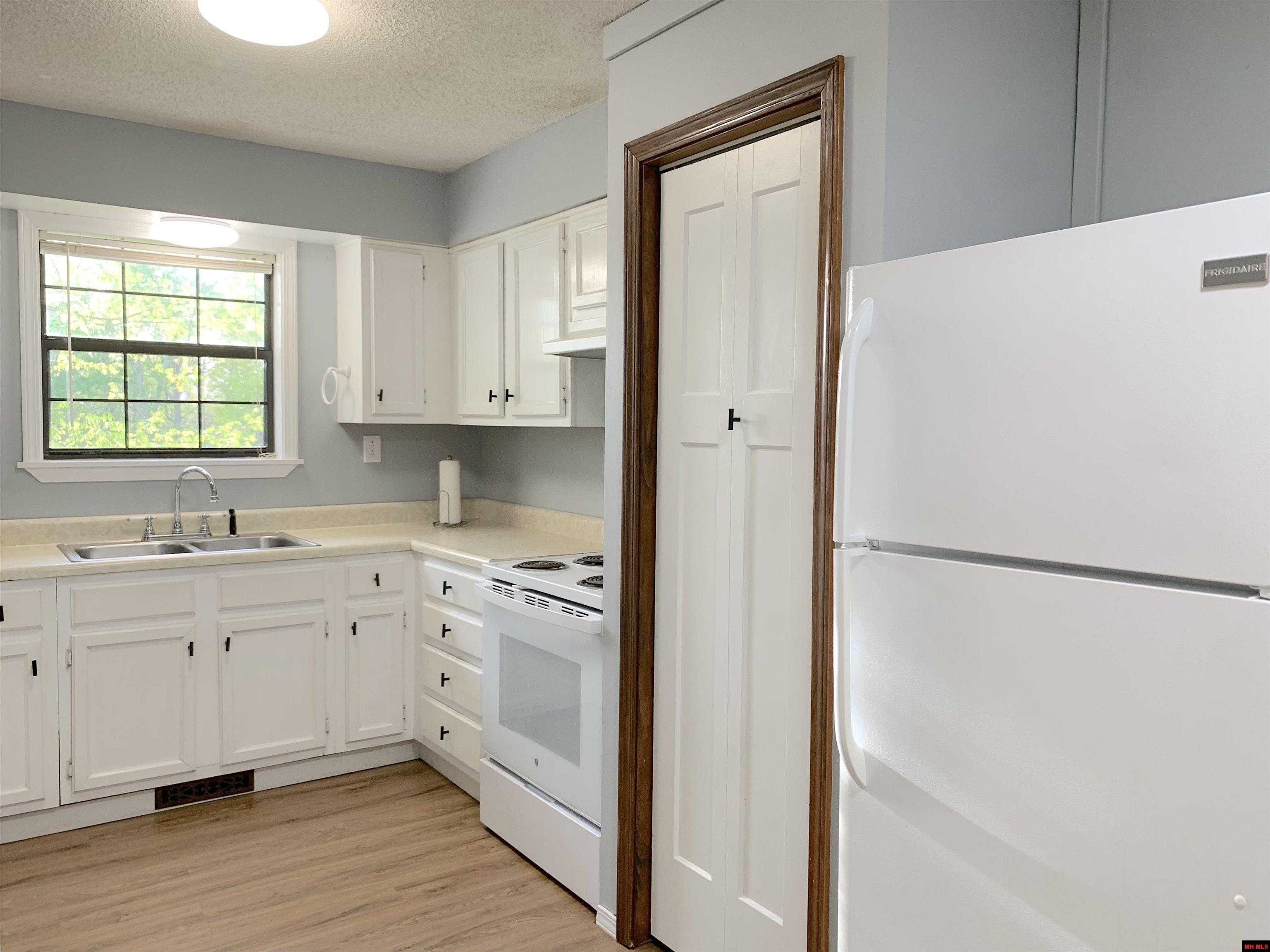 502 Pioneer Trail Drive