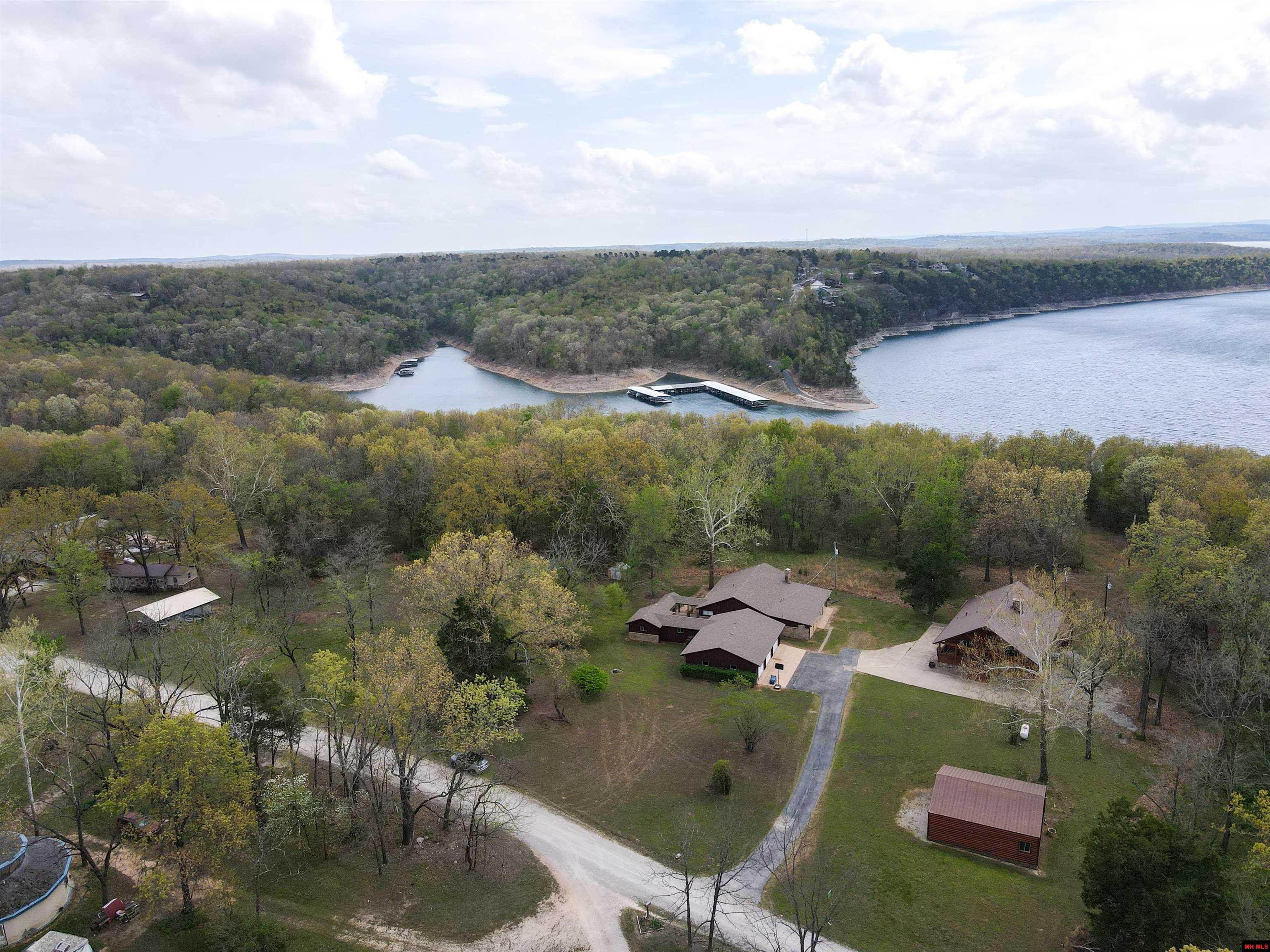 762 Diamond Bay Road