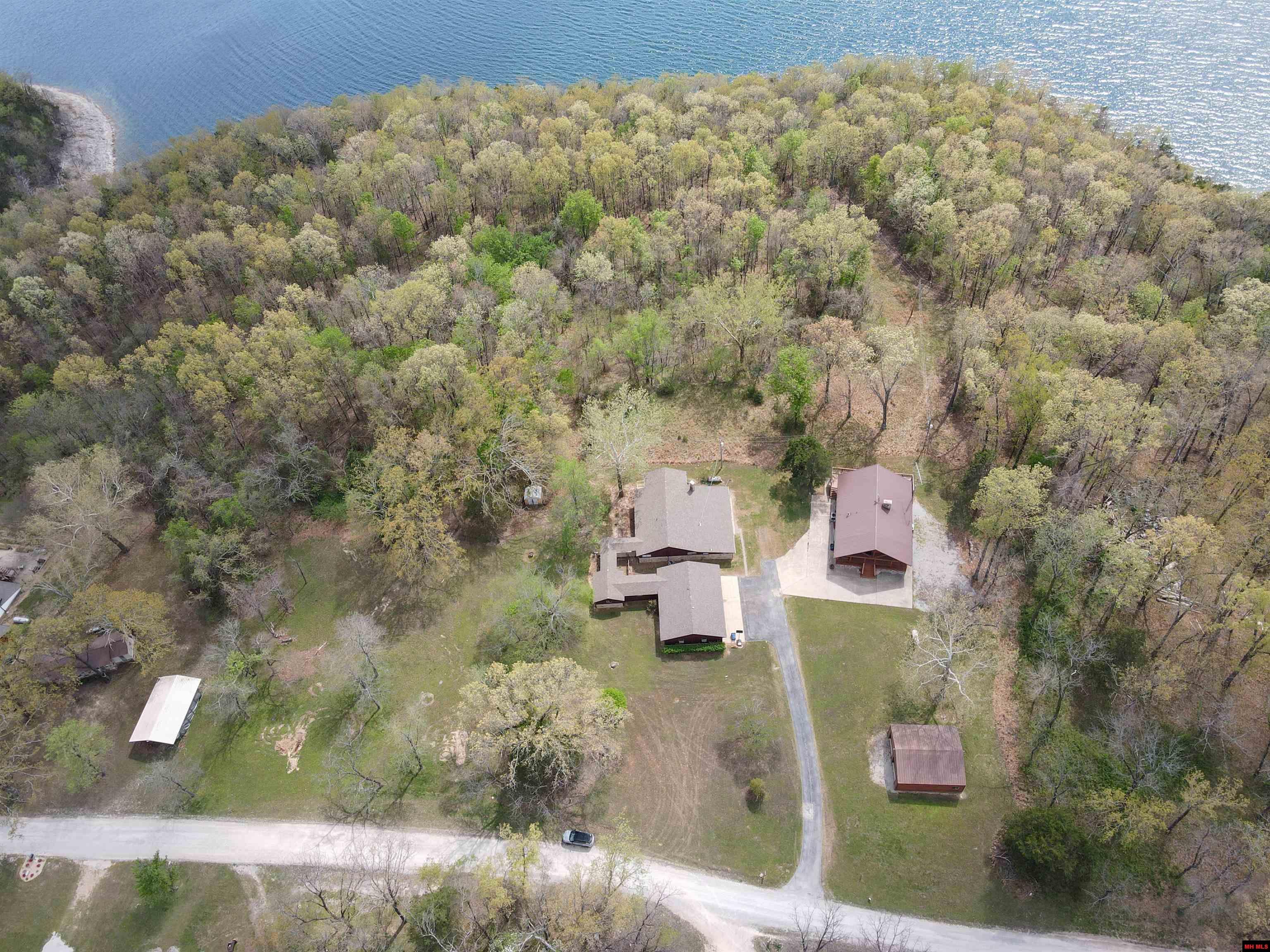 762 Diamond Bay Road