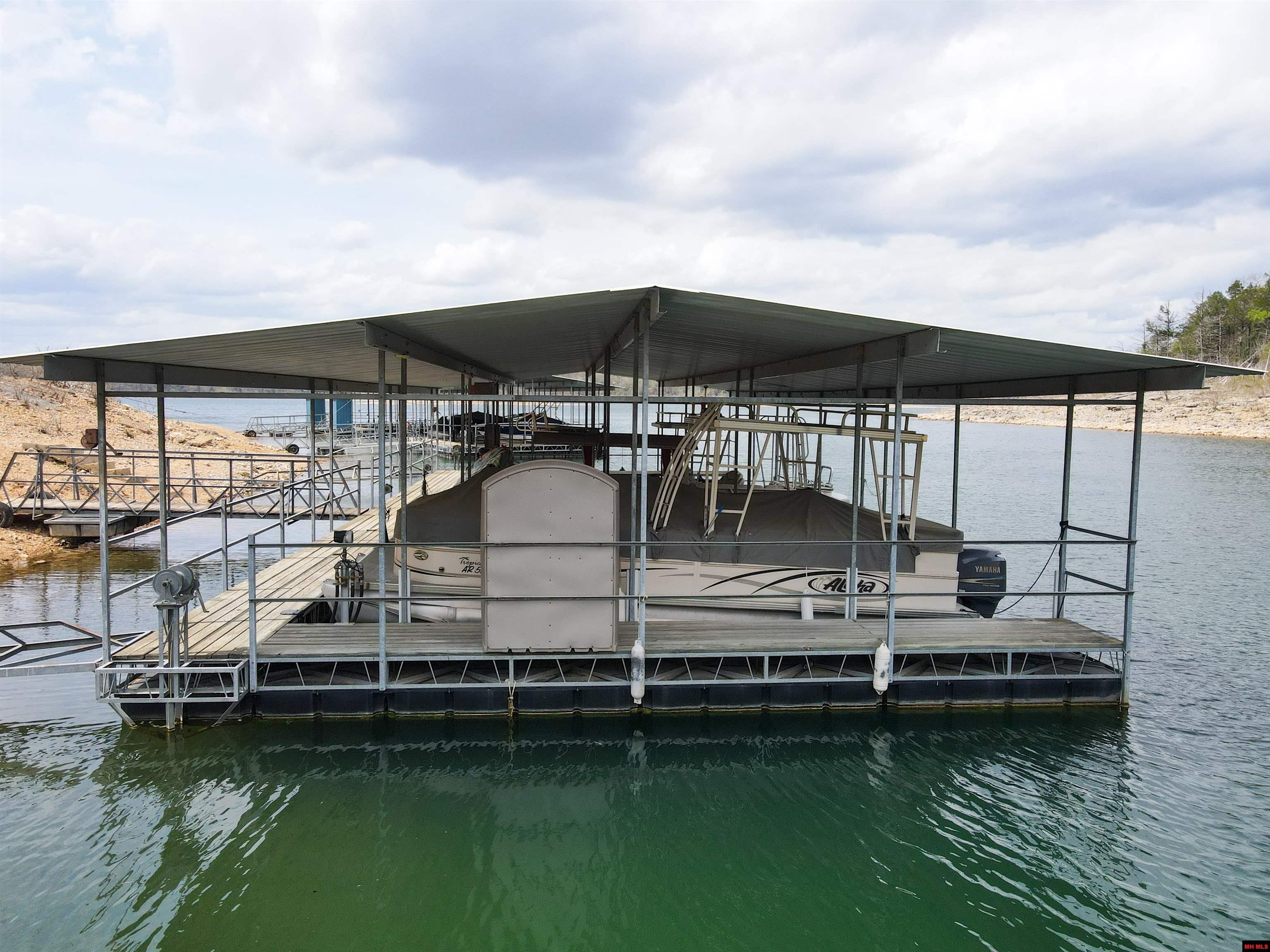 762 Diamond Bay Road