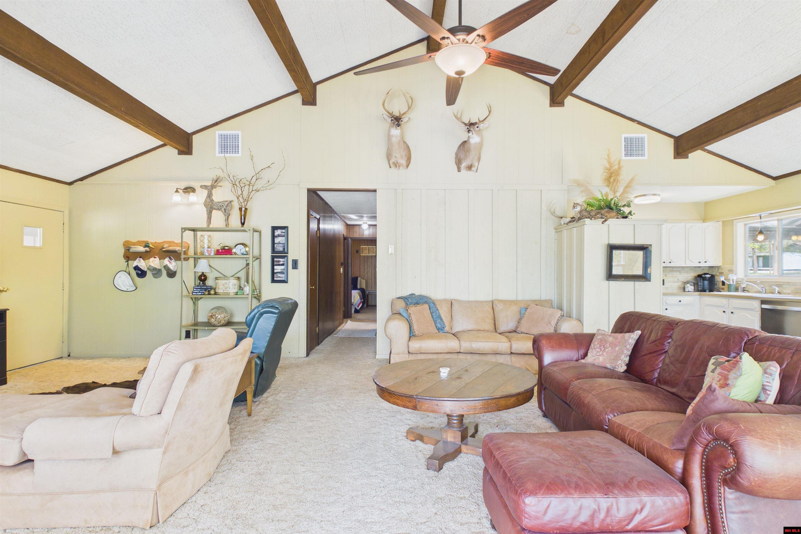 762 Diamond Bay Road