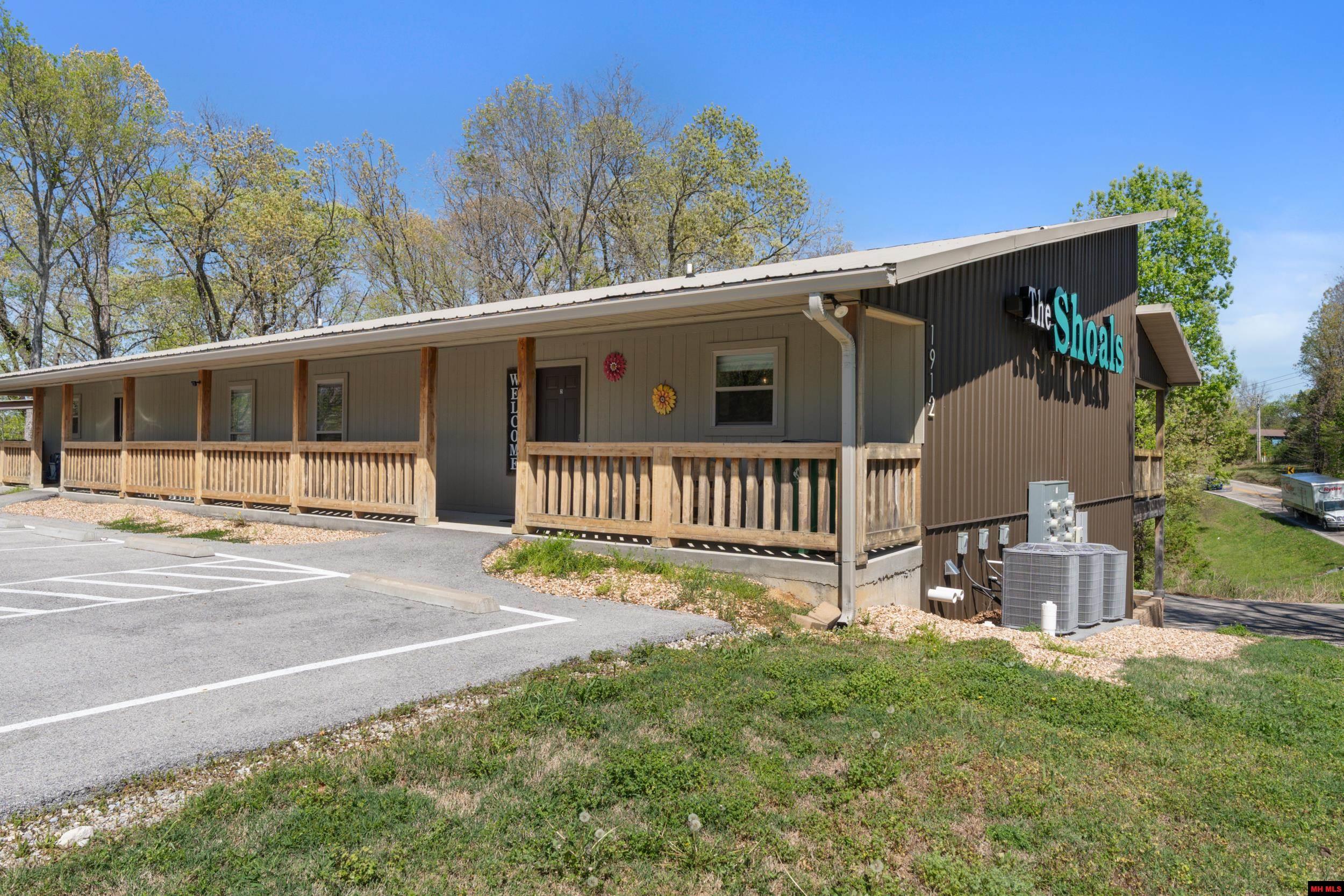 1912 A2 Central Boulevard