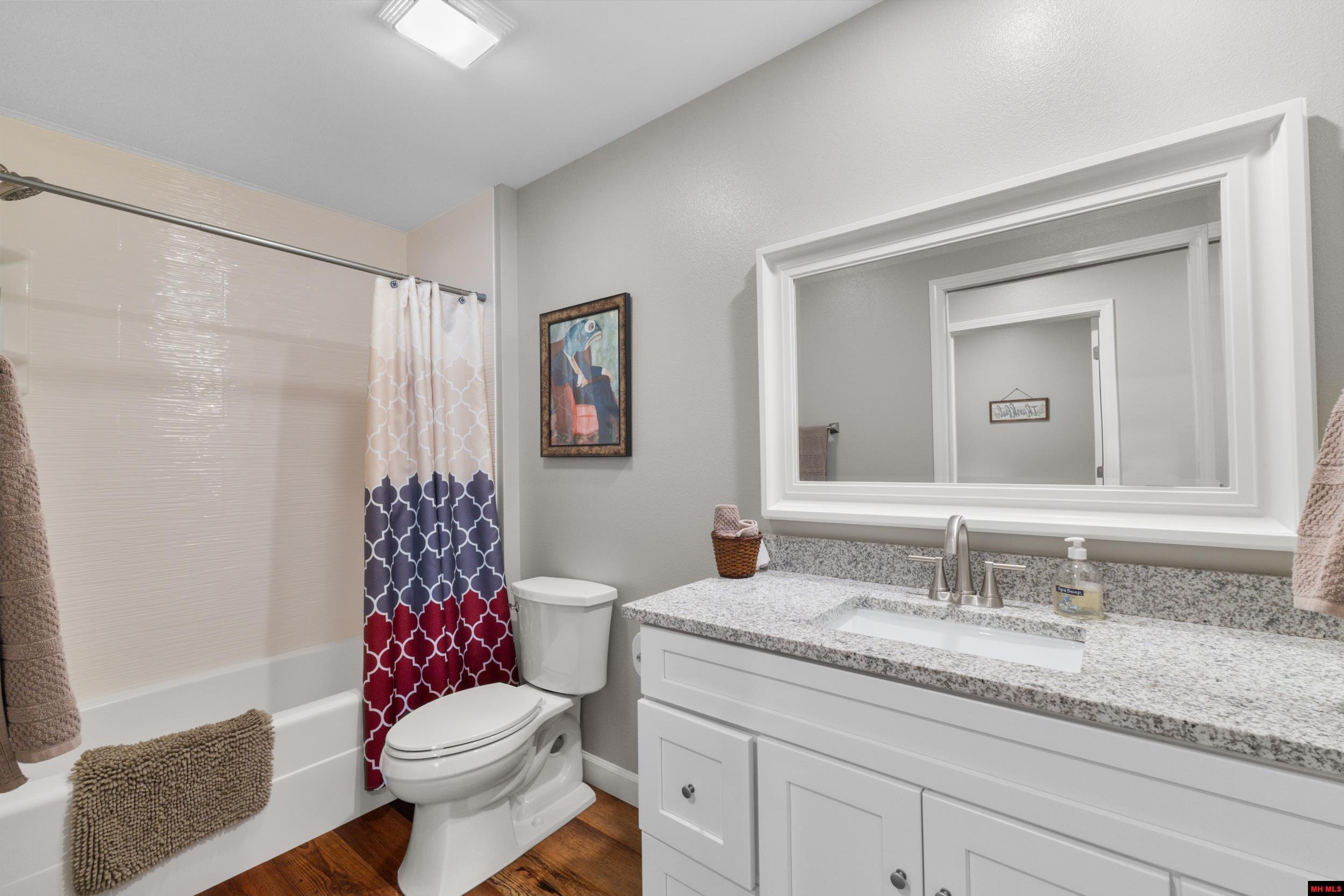 1912 A2 Central Boulevard