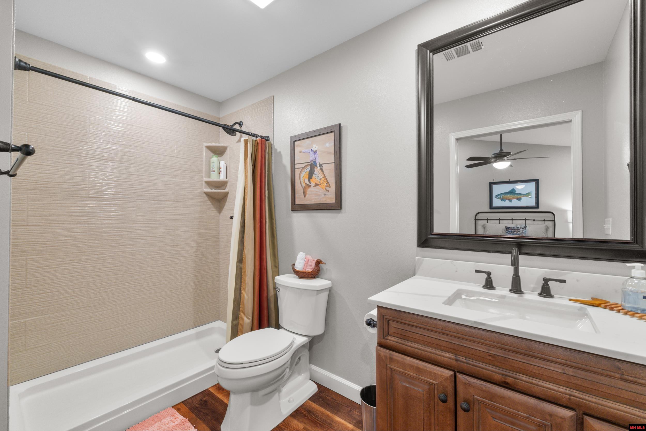 1912 A2 Central Boulevard