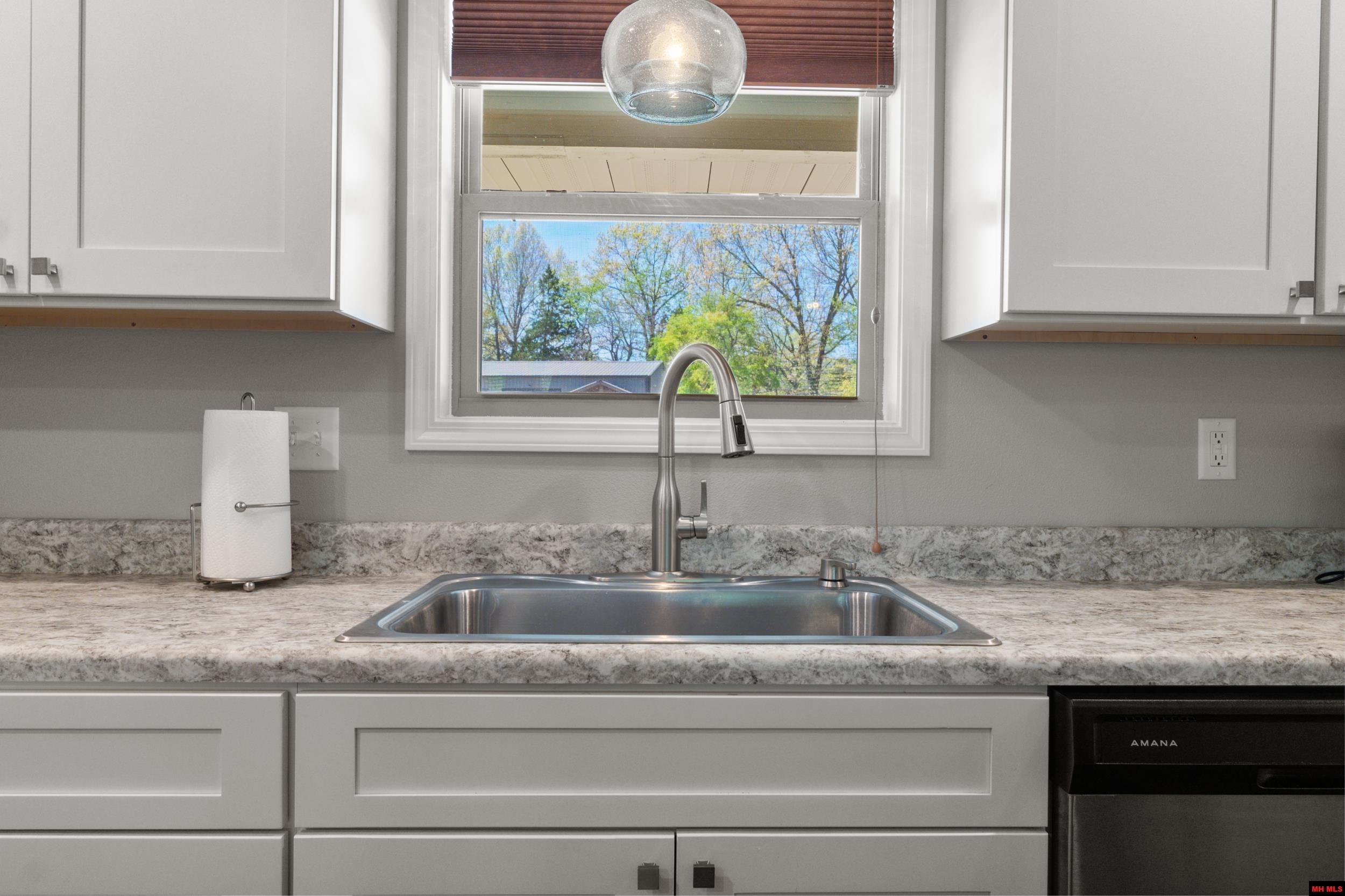 1912 A2 Central Boulevard