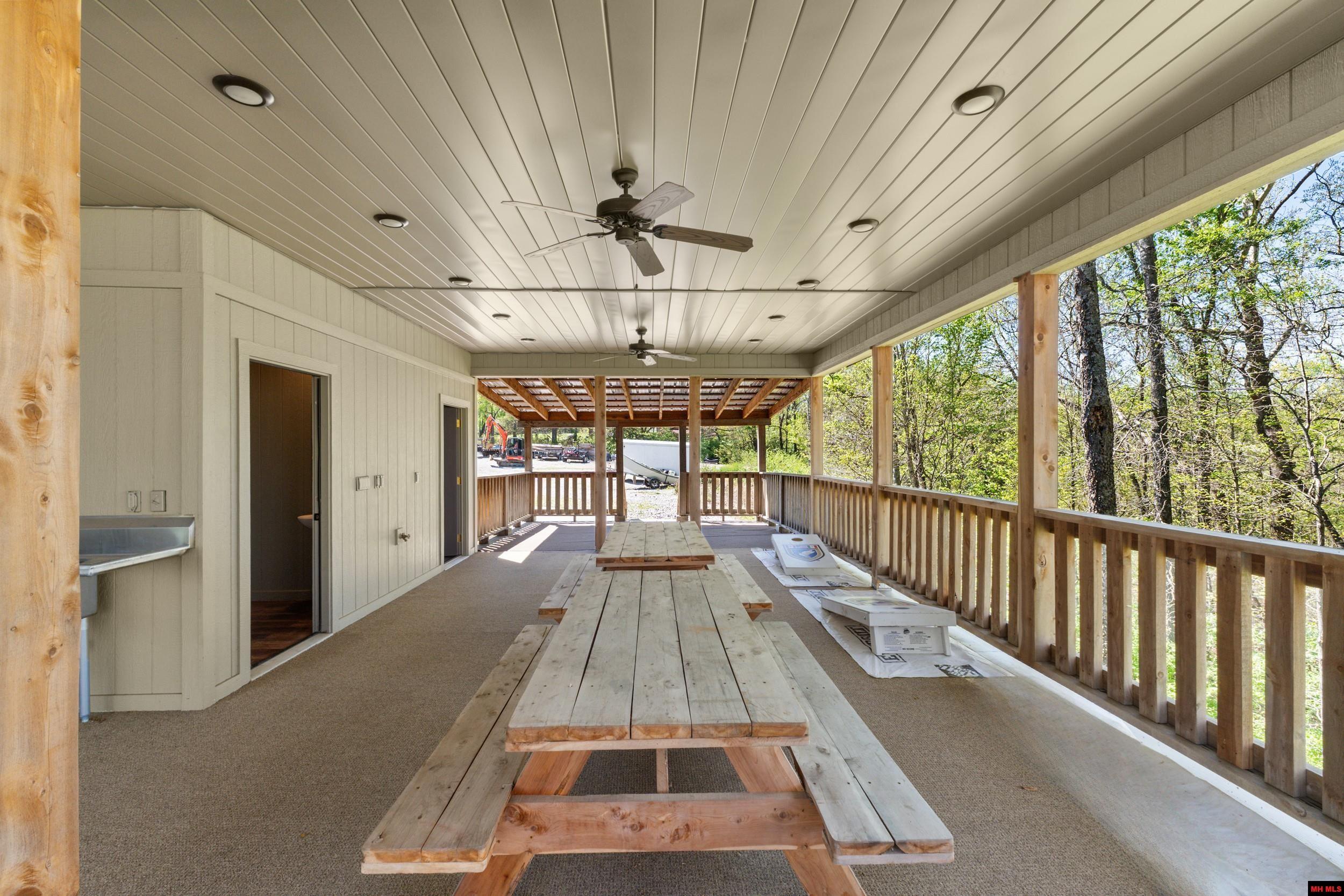 1912 A5 Central Boulevard