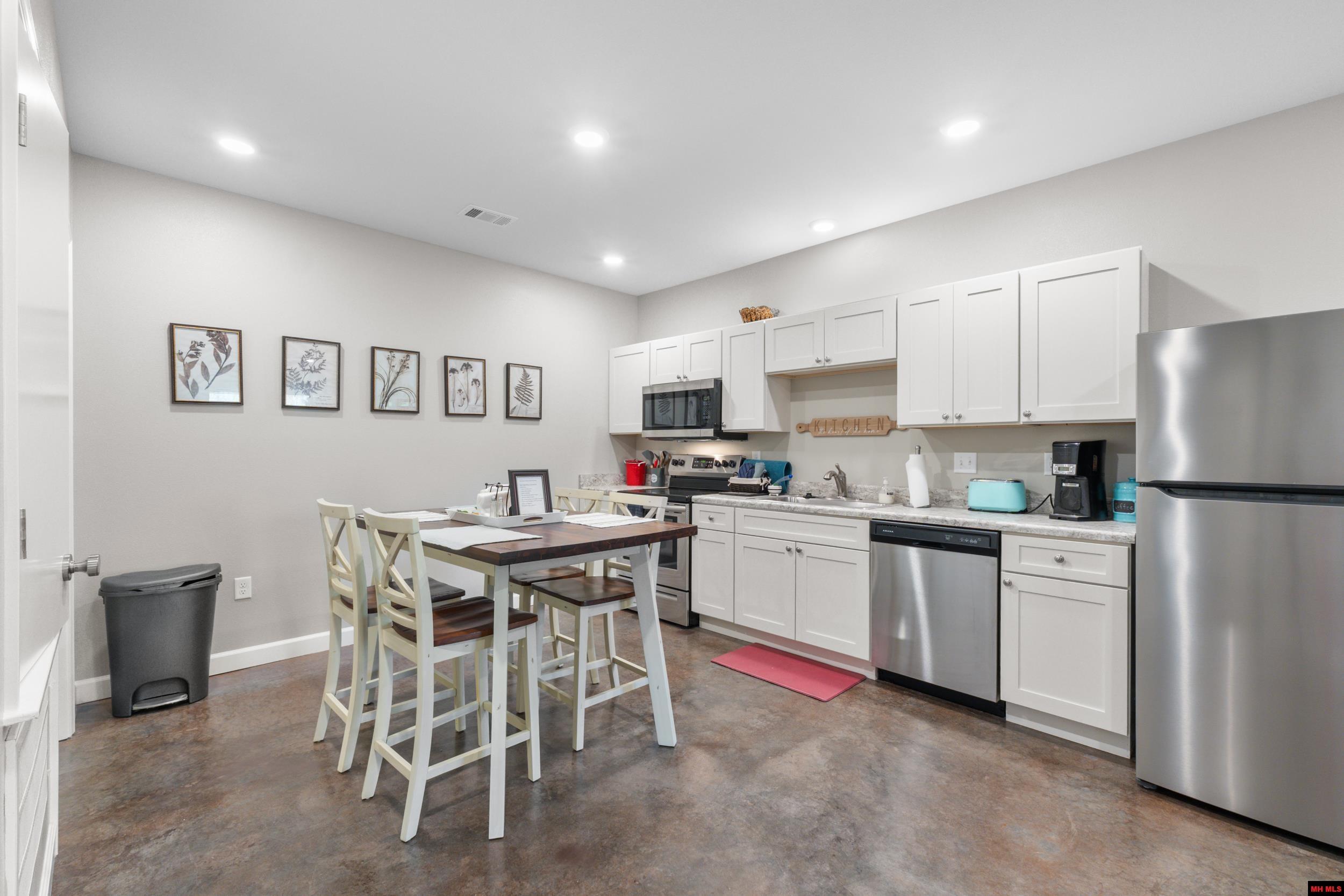 1912 A5 Central Boulevard