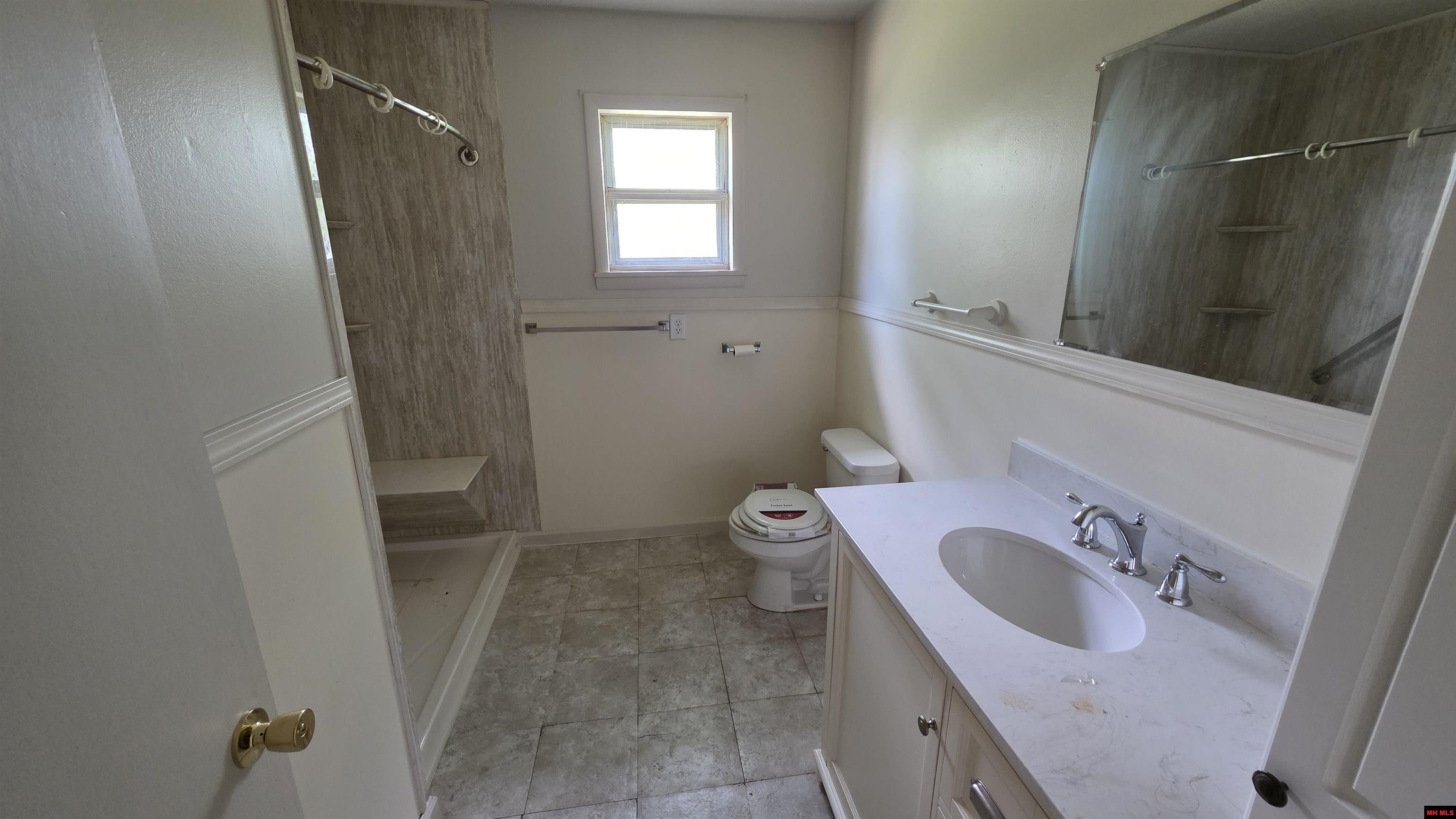 119 W JOHNSON DRIVE Flippin, AR 72634