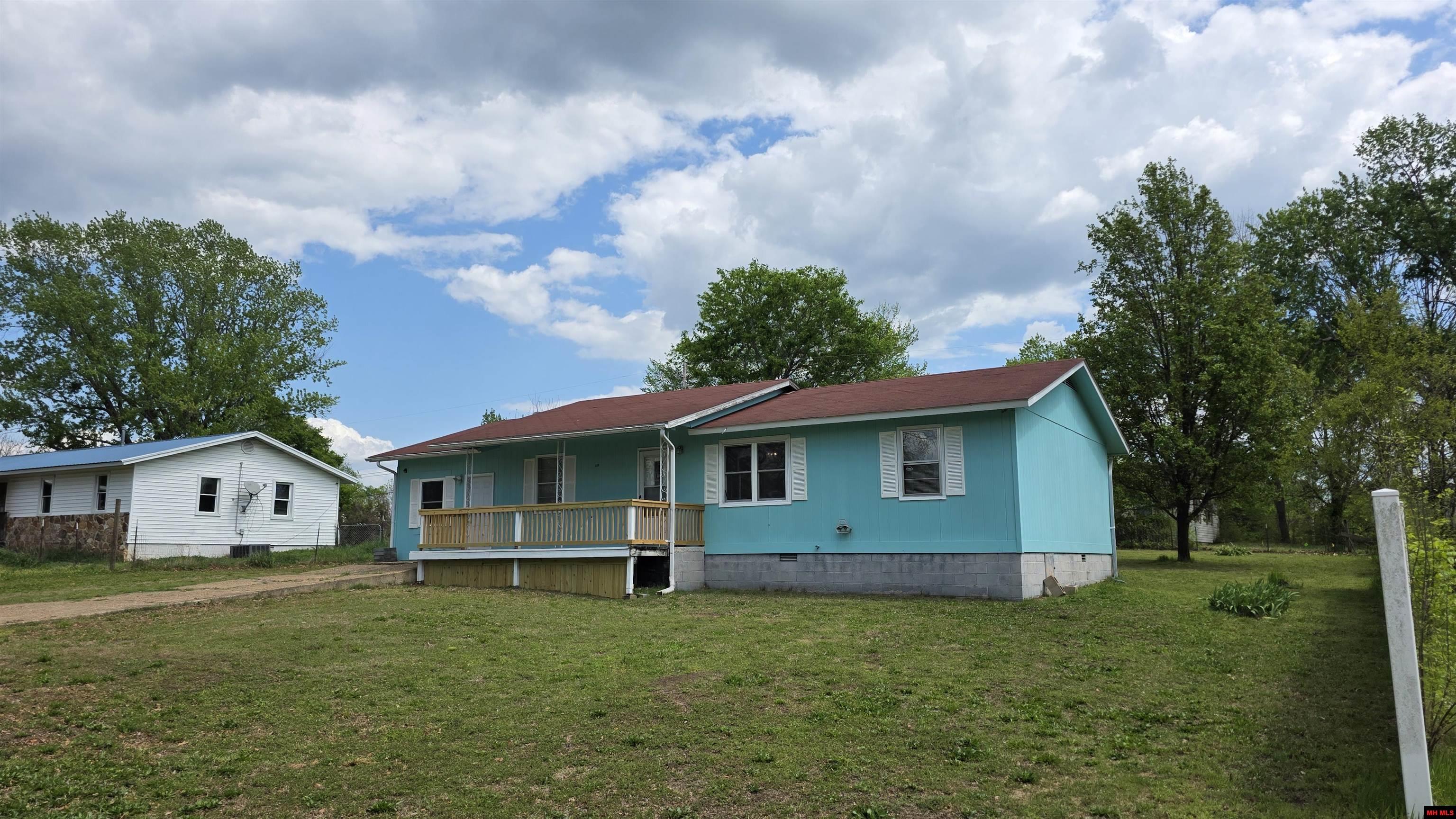 119 W JOHNSON DRIVE Flippin, AR 72634