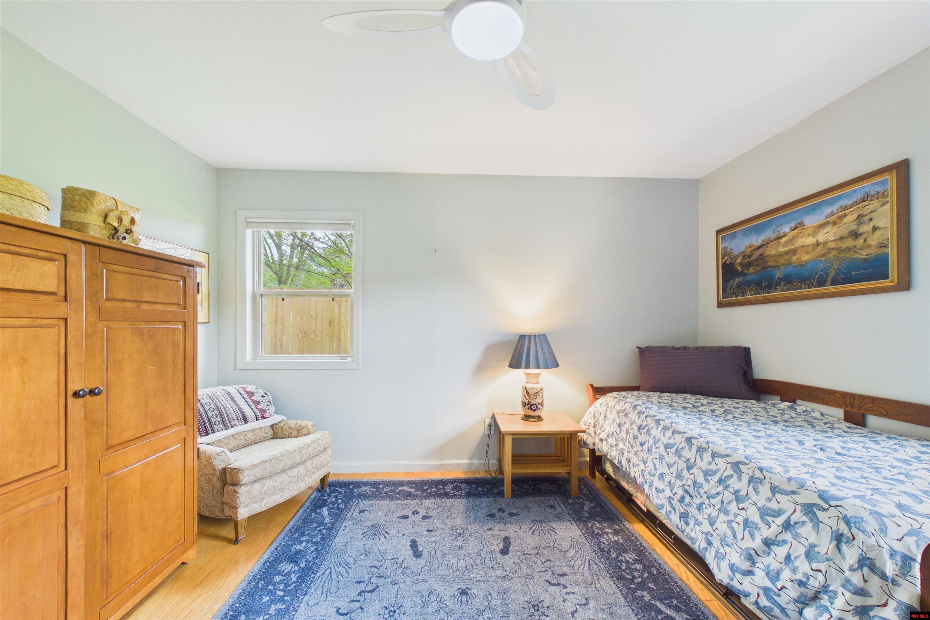 2752 Riverview Drive