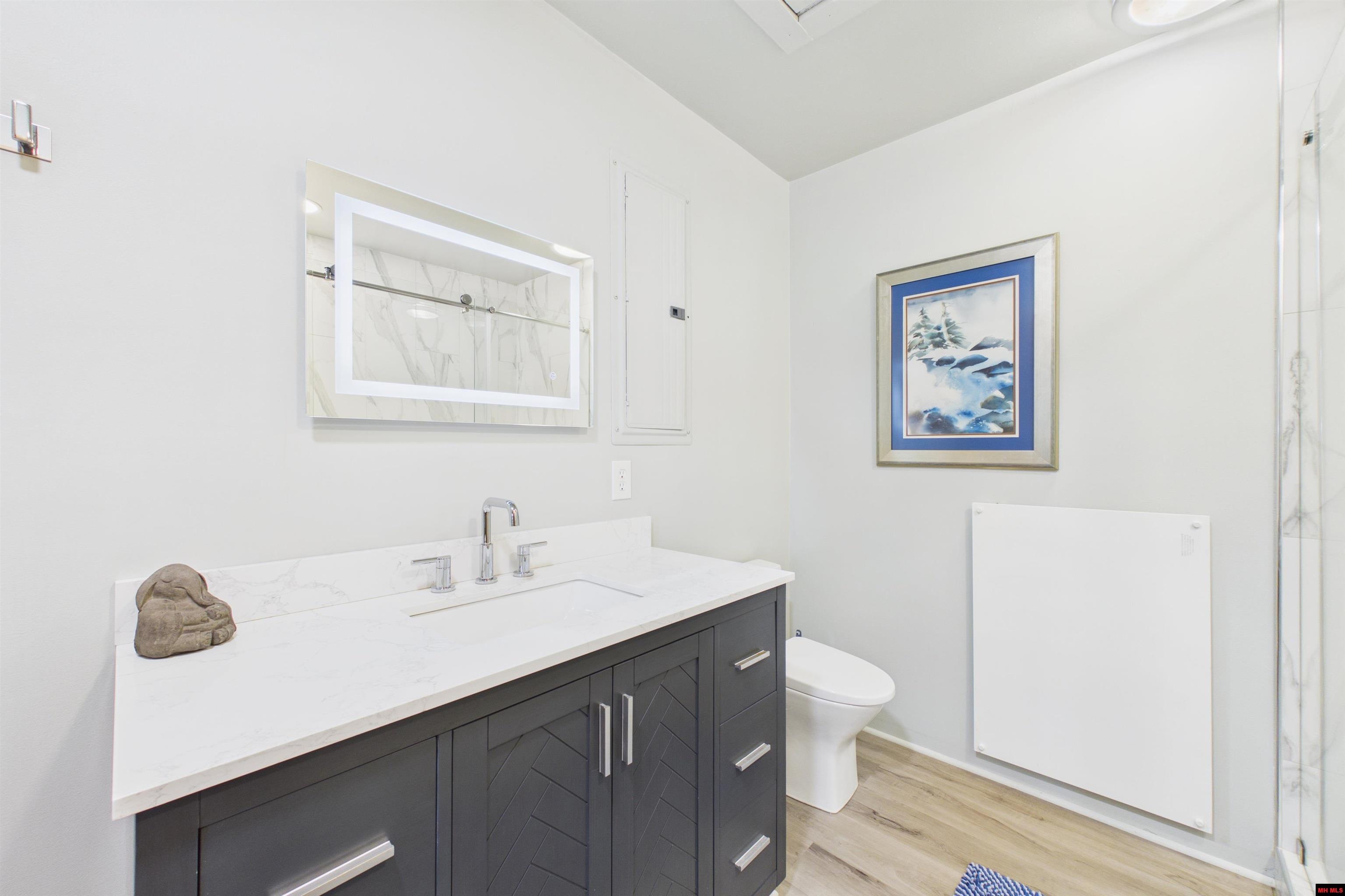 2752 Riverview Drive