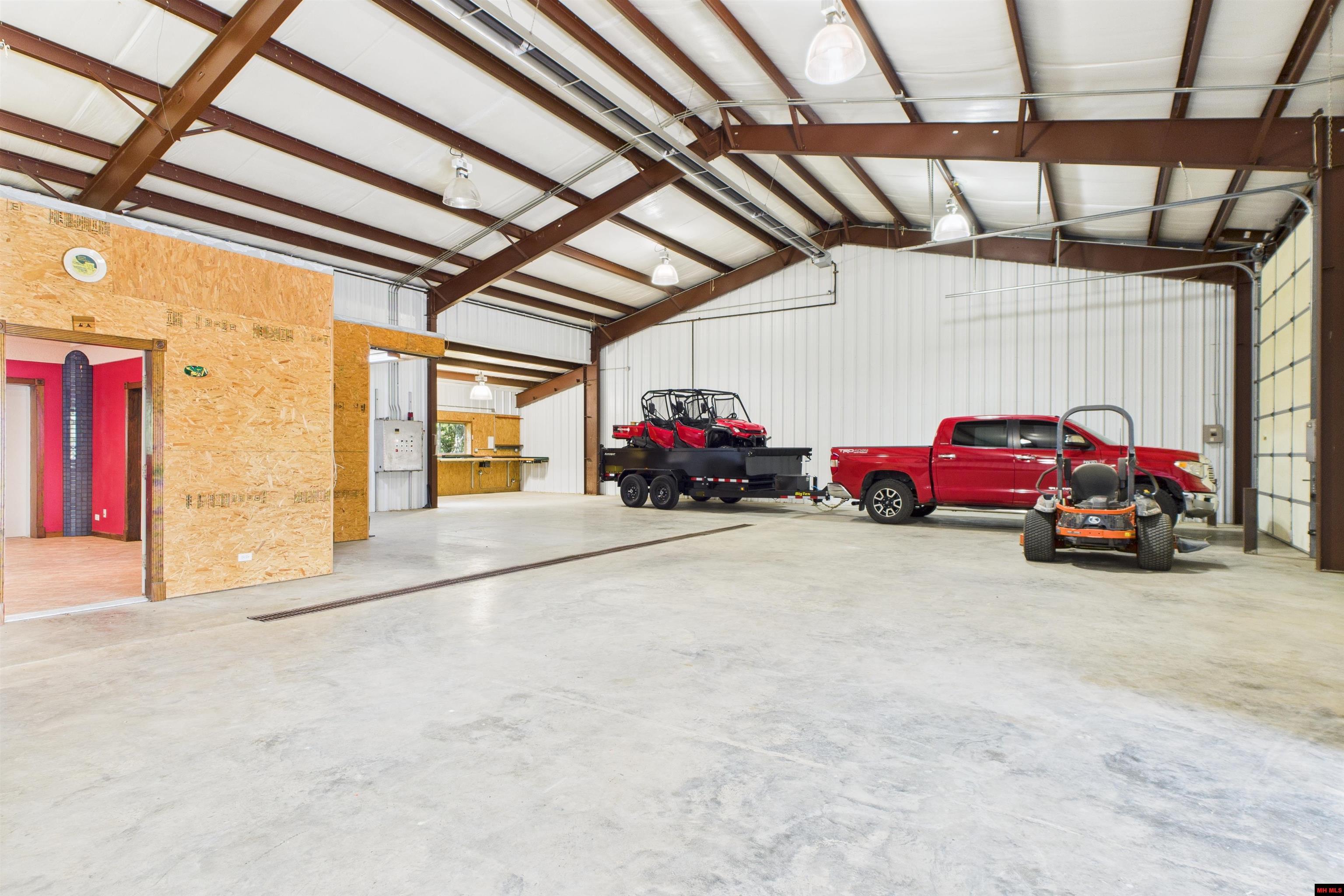 85 EVERGREEN LANE Mountain Home, AR 72653