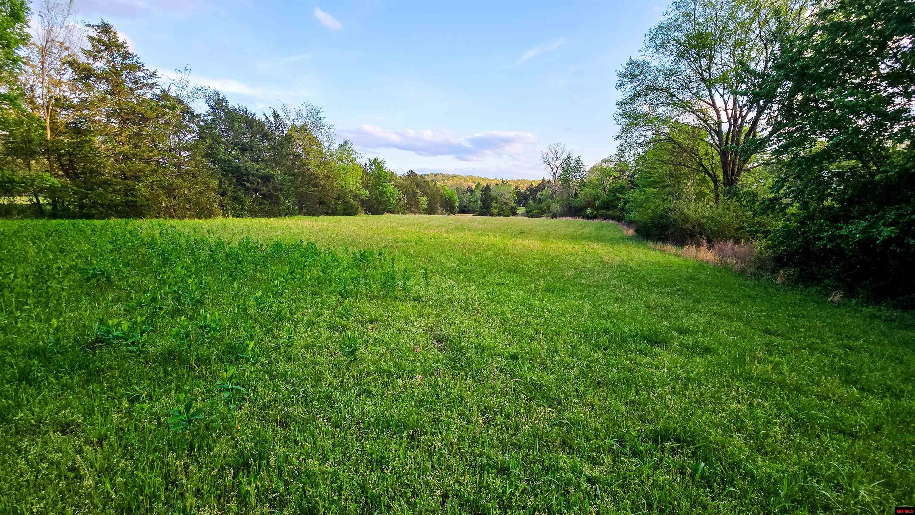 001-05726-003 Heritage Road