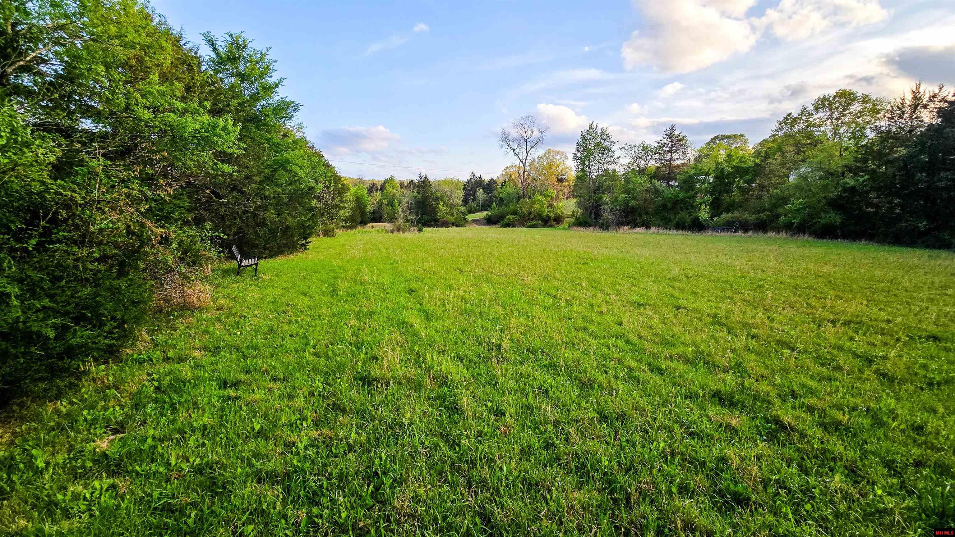 001-05726-003 Heritage Road