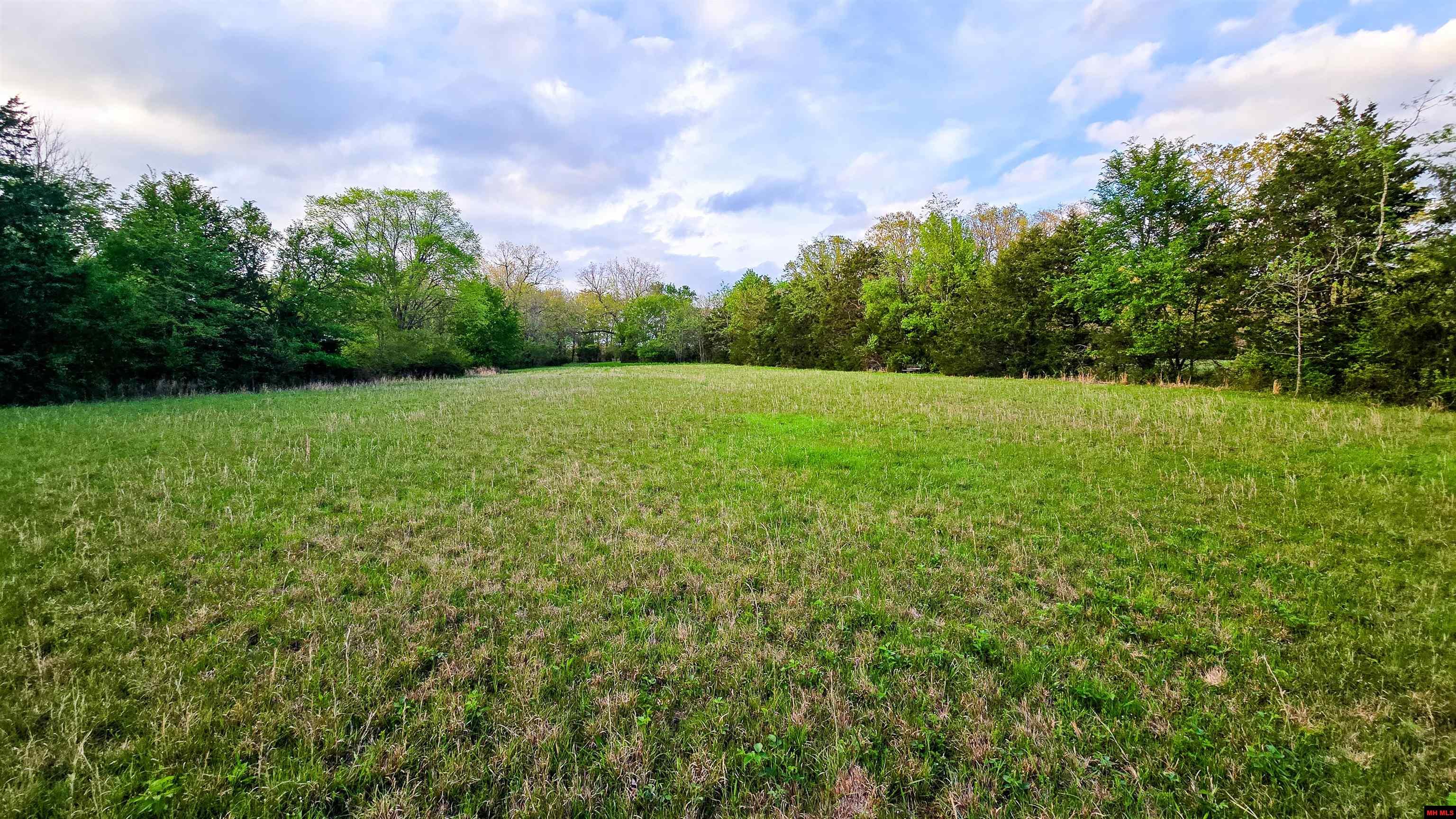 001-05726-003 Heritage Road