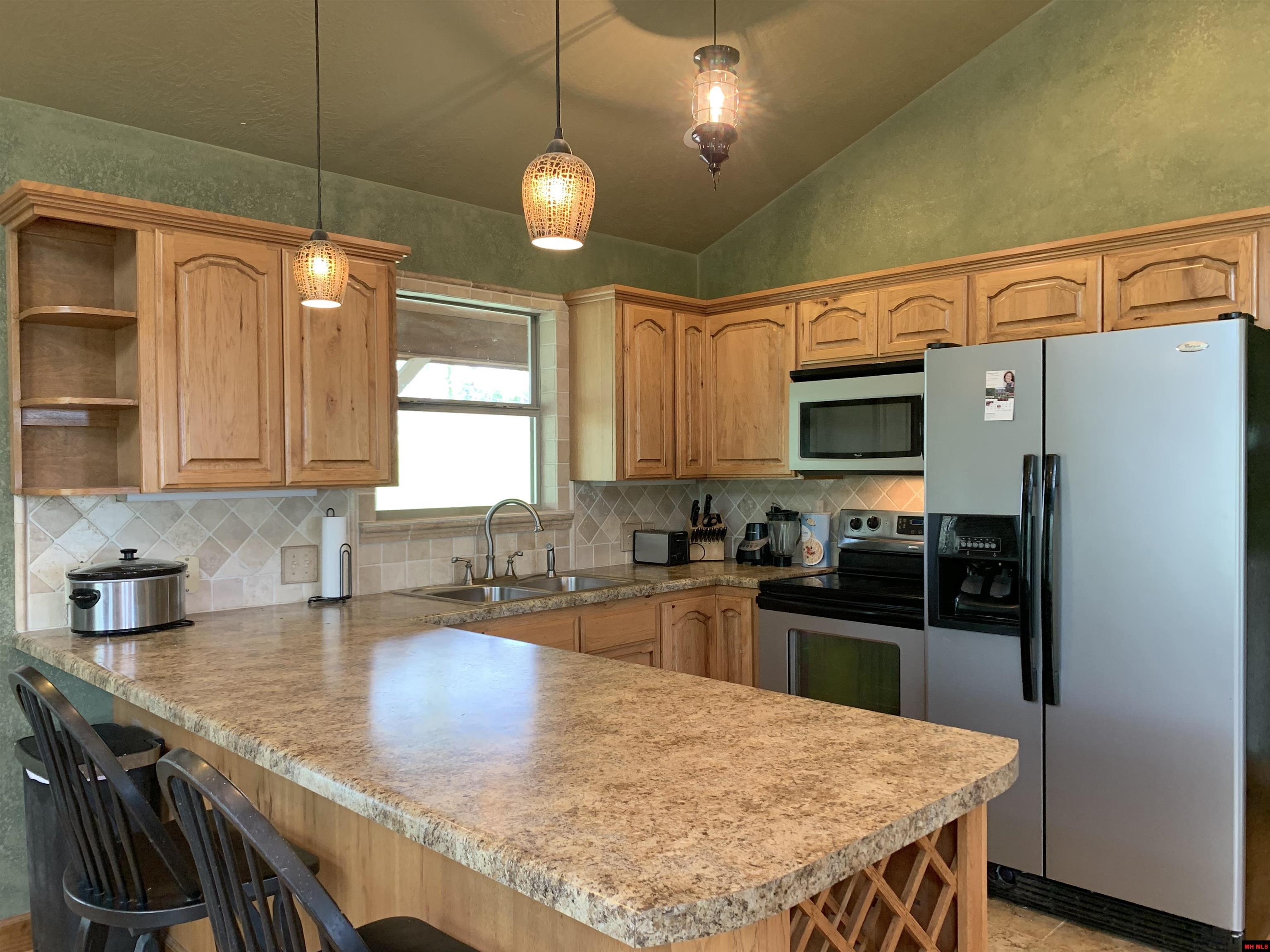 1461 Spotted Oak Road