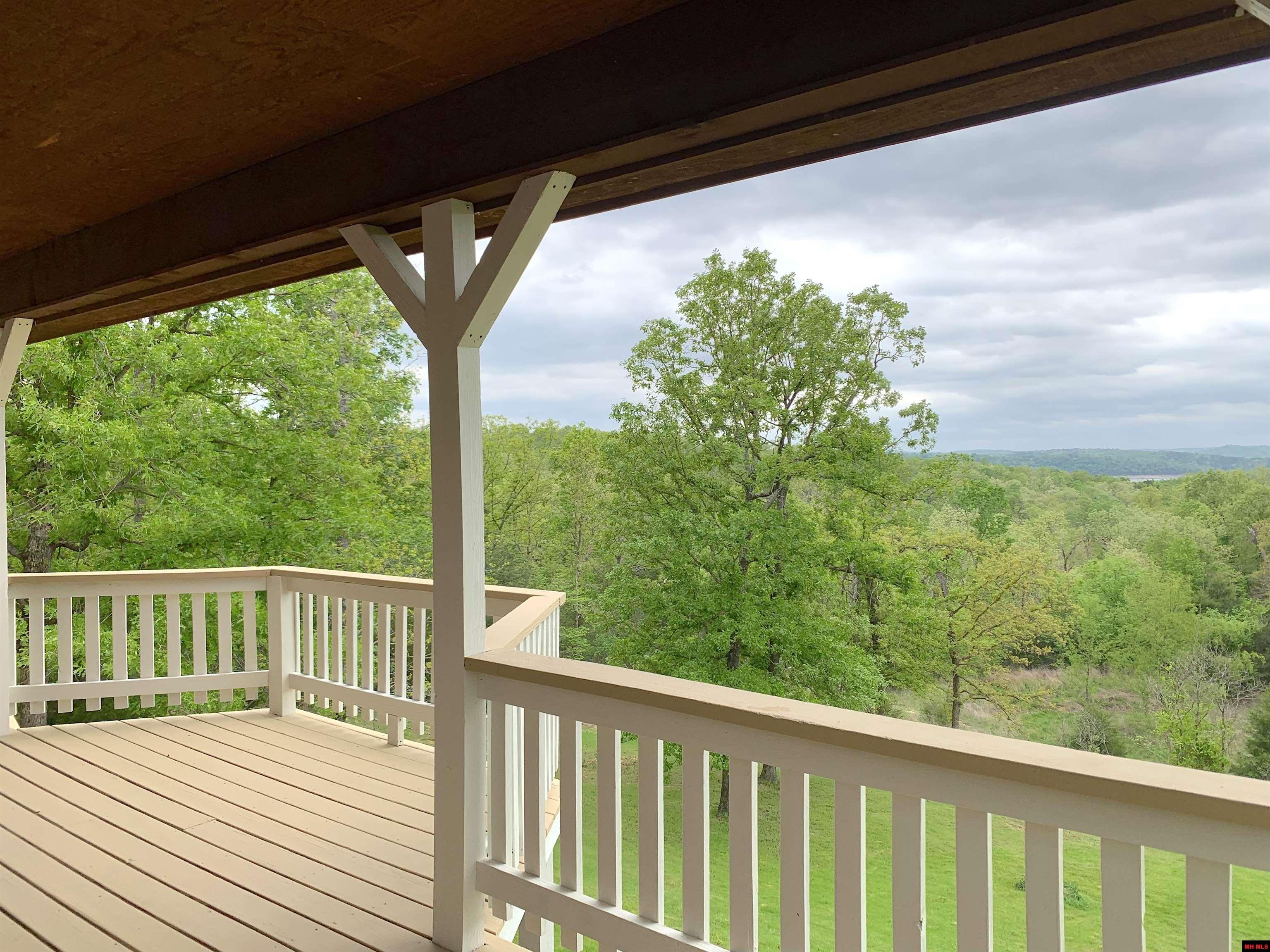 1461 Spotted Oak Road