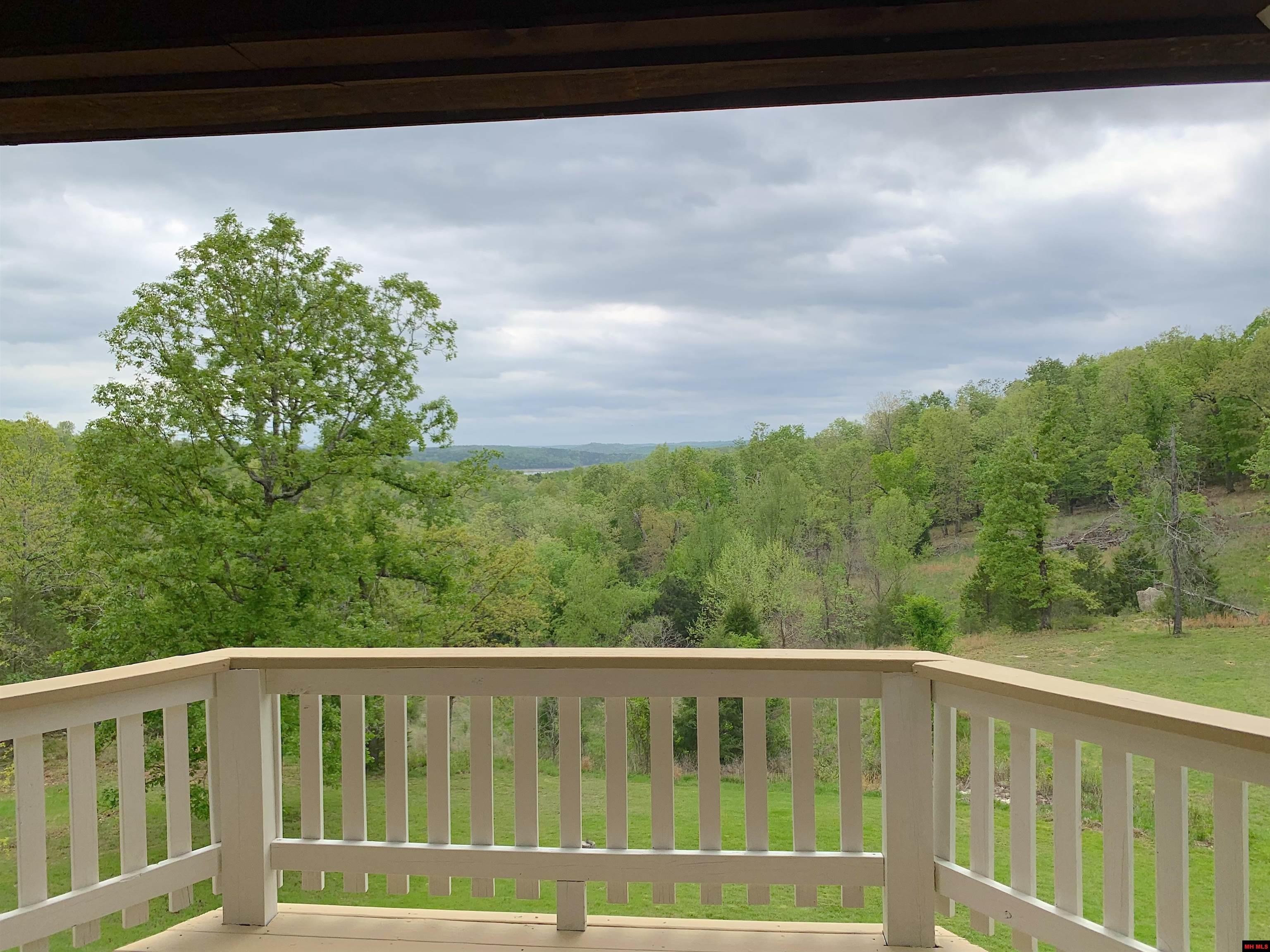 1461 Spotted Oak Road