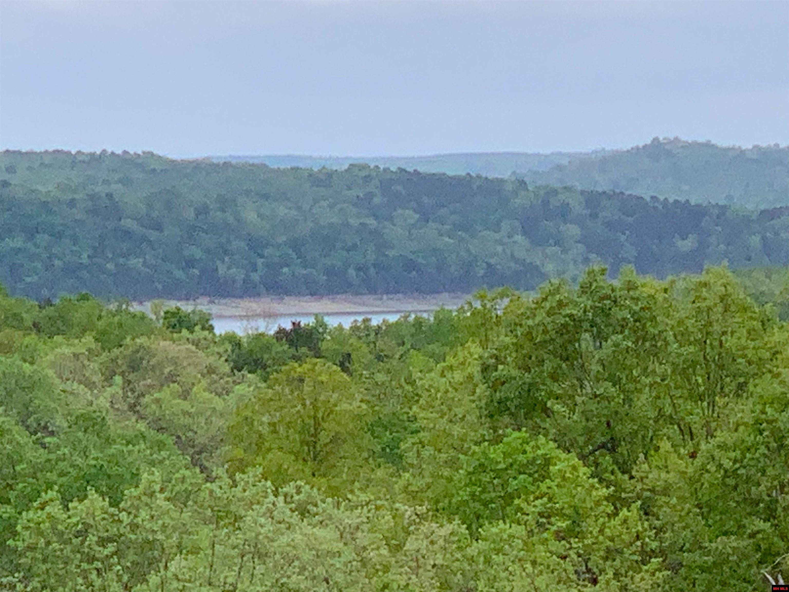 1461 Spotted Oak Road