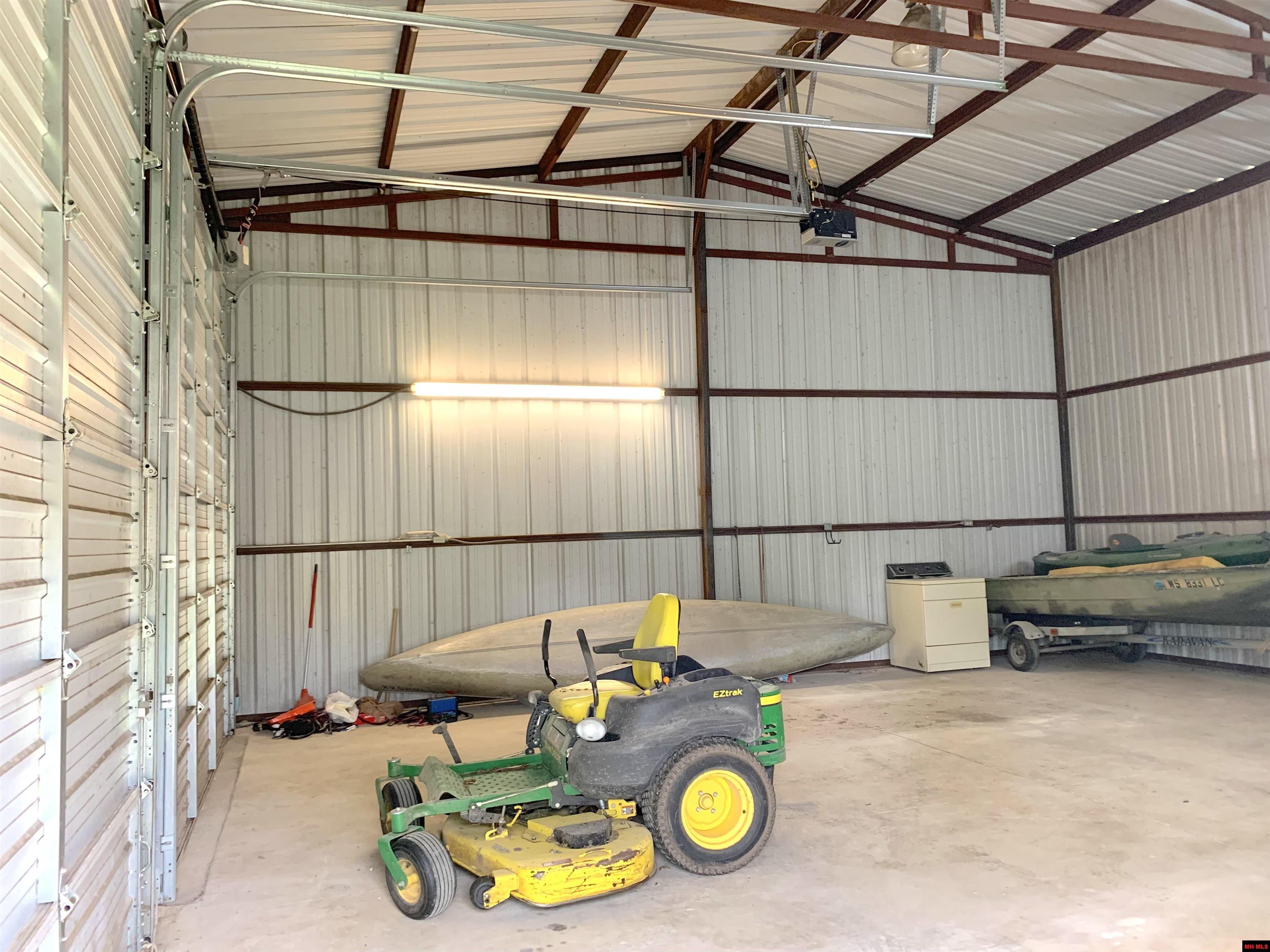 1461 Spotted Oak Road