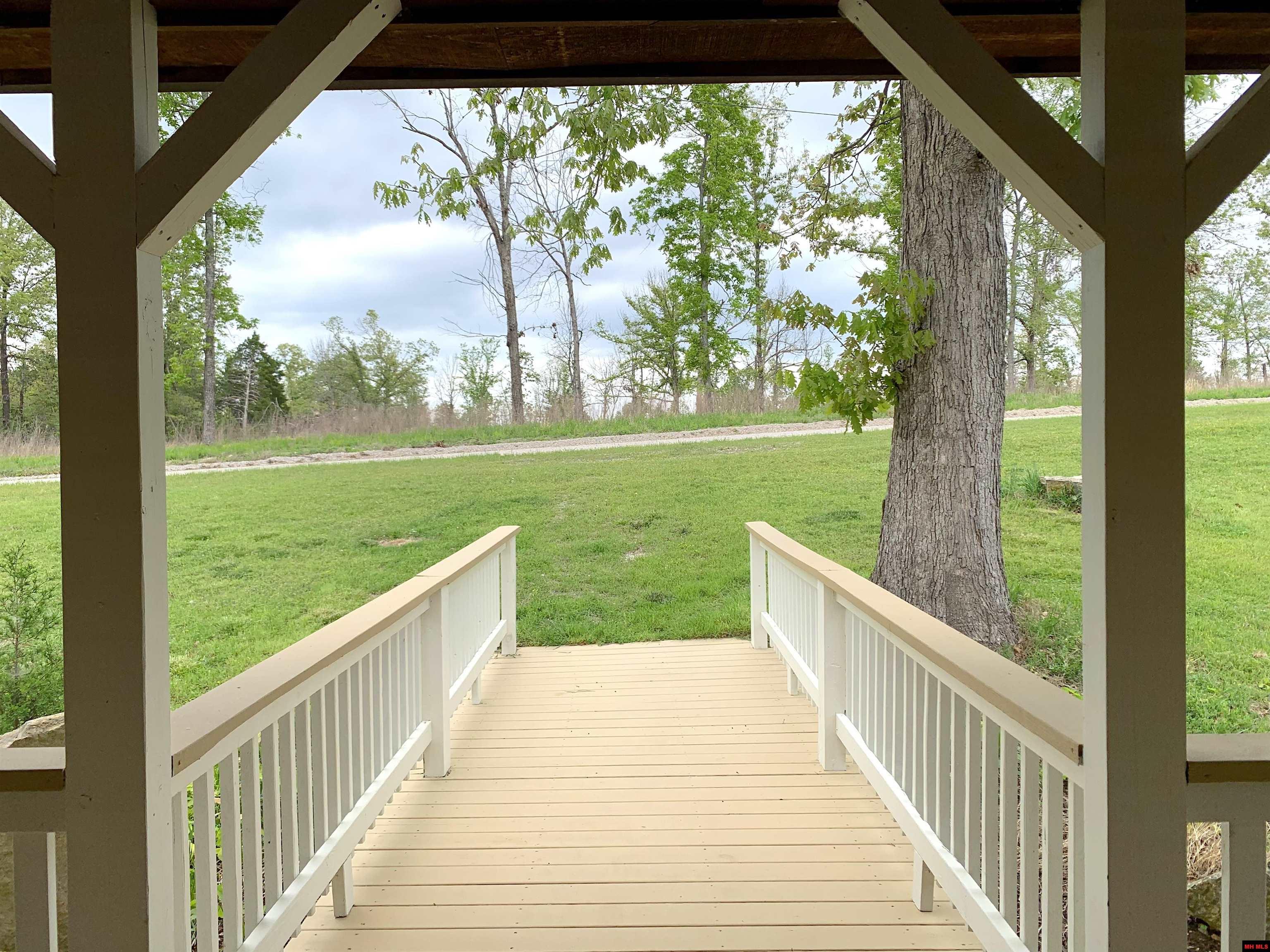 1461 Spotted Oak Road