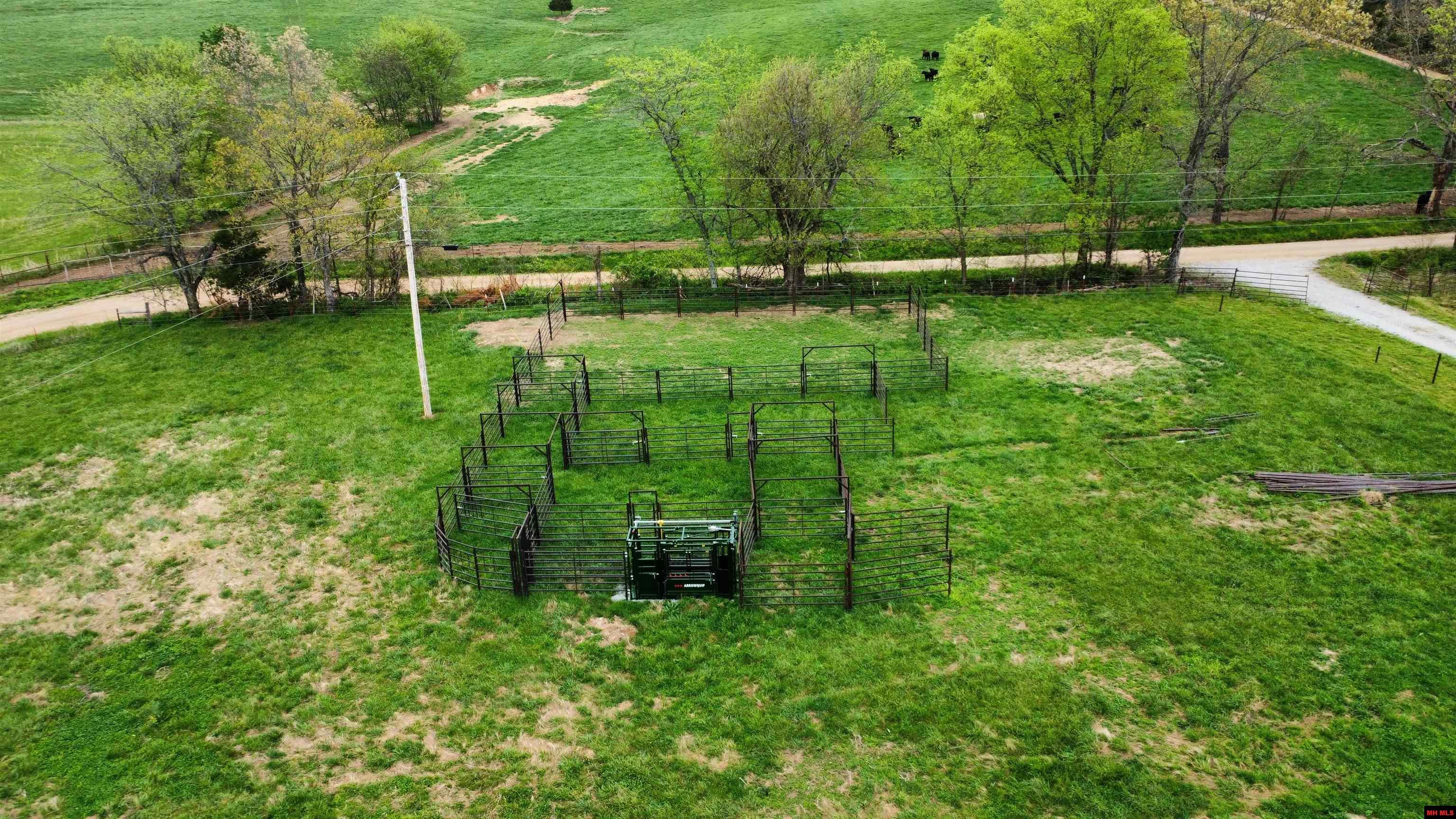359 CR 138 Wasola, MO 65773