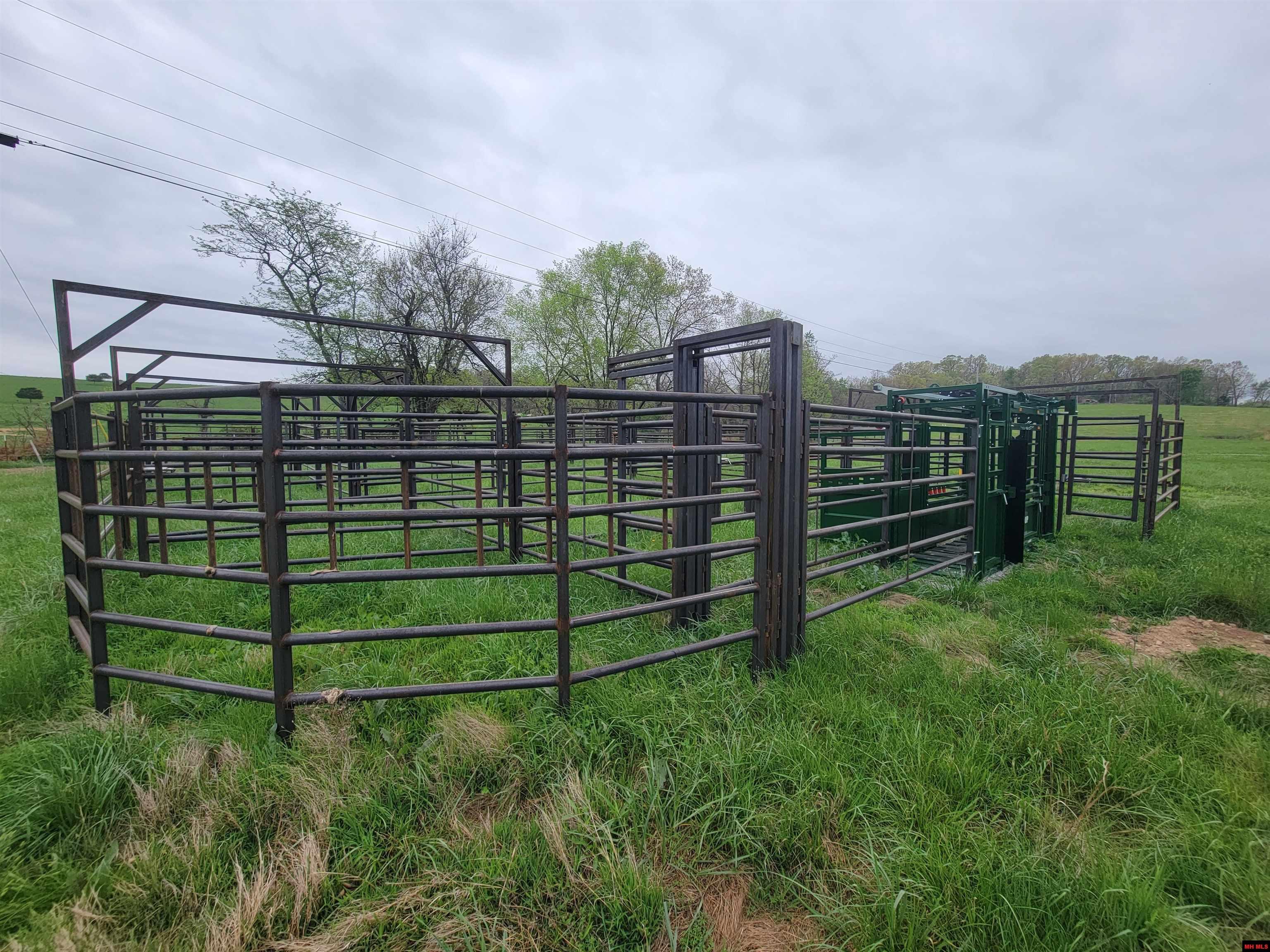 359 CR 138 Wasola, MO 65773