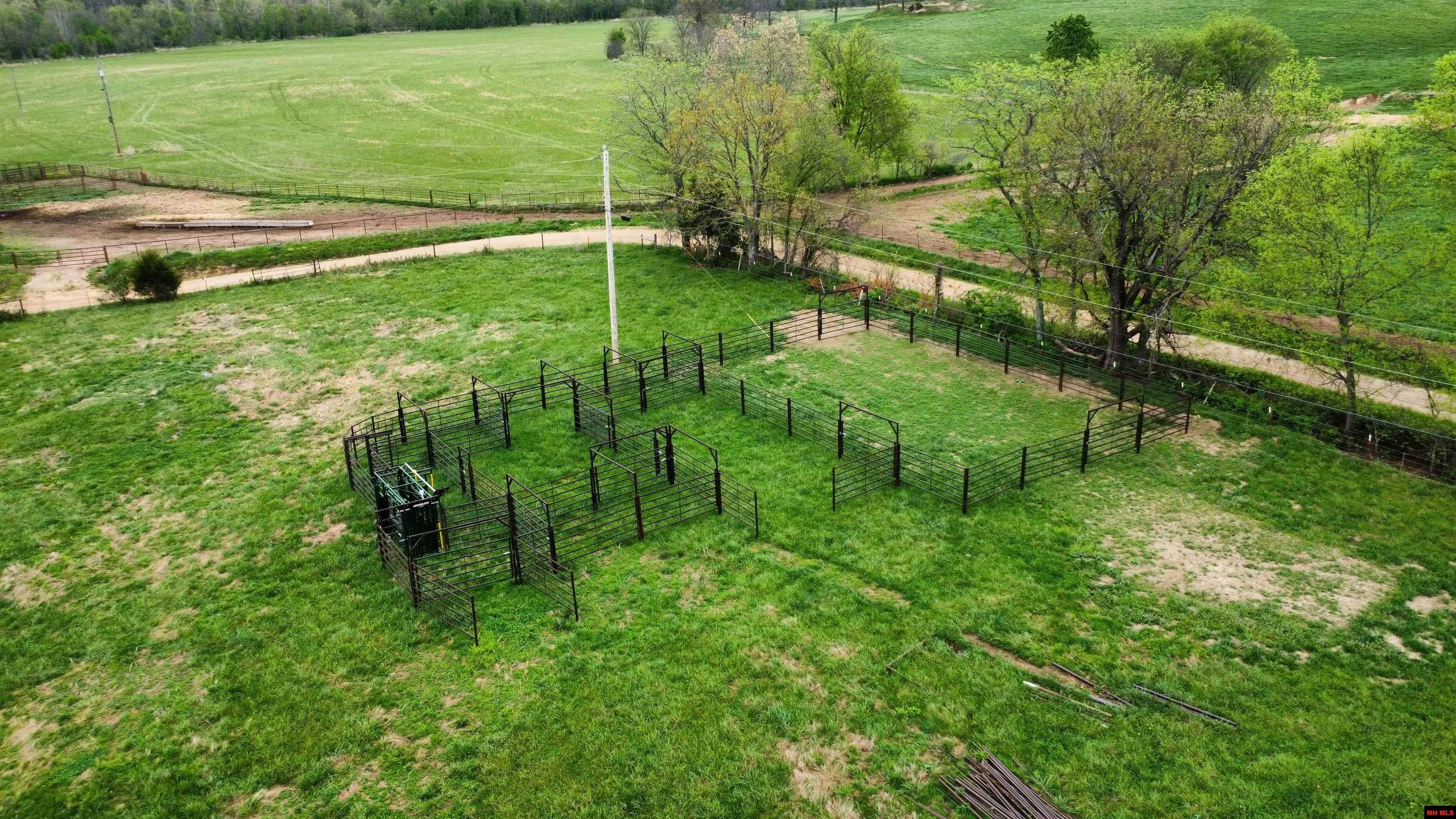 359 CR 138 Wasola, MO 65773