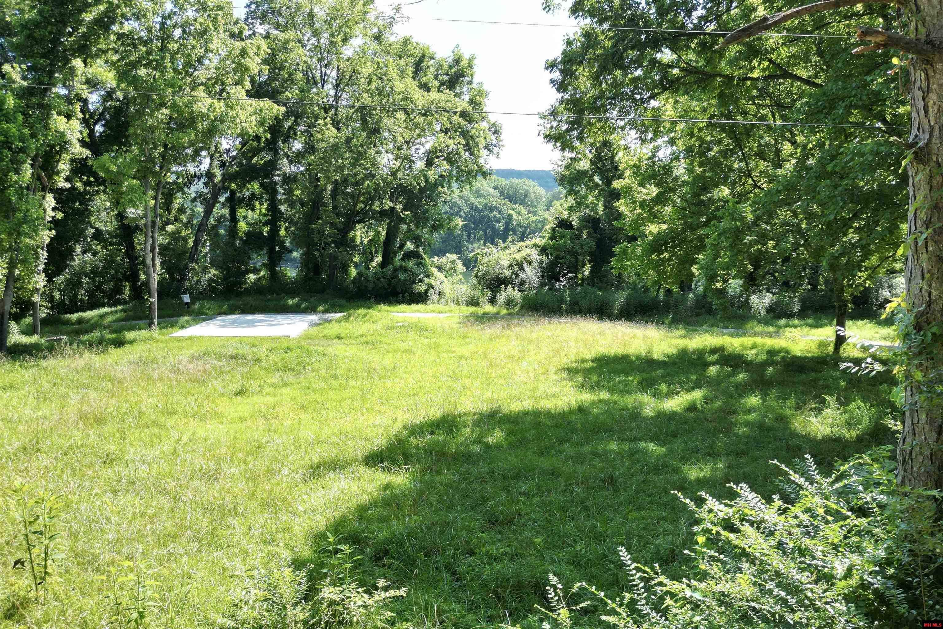 1566 Riverview Drive