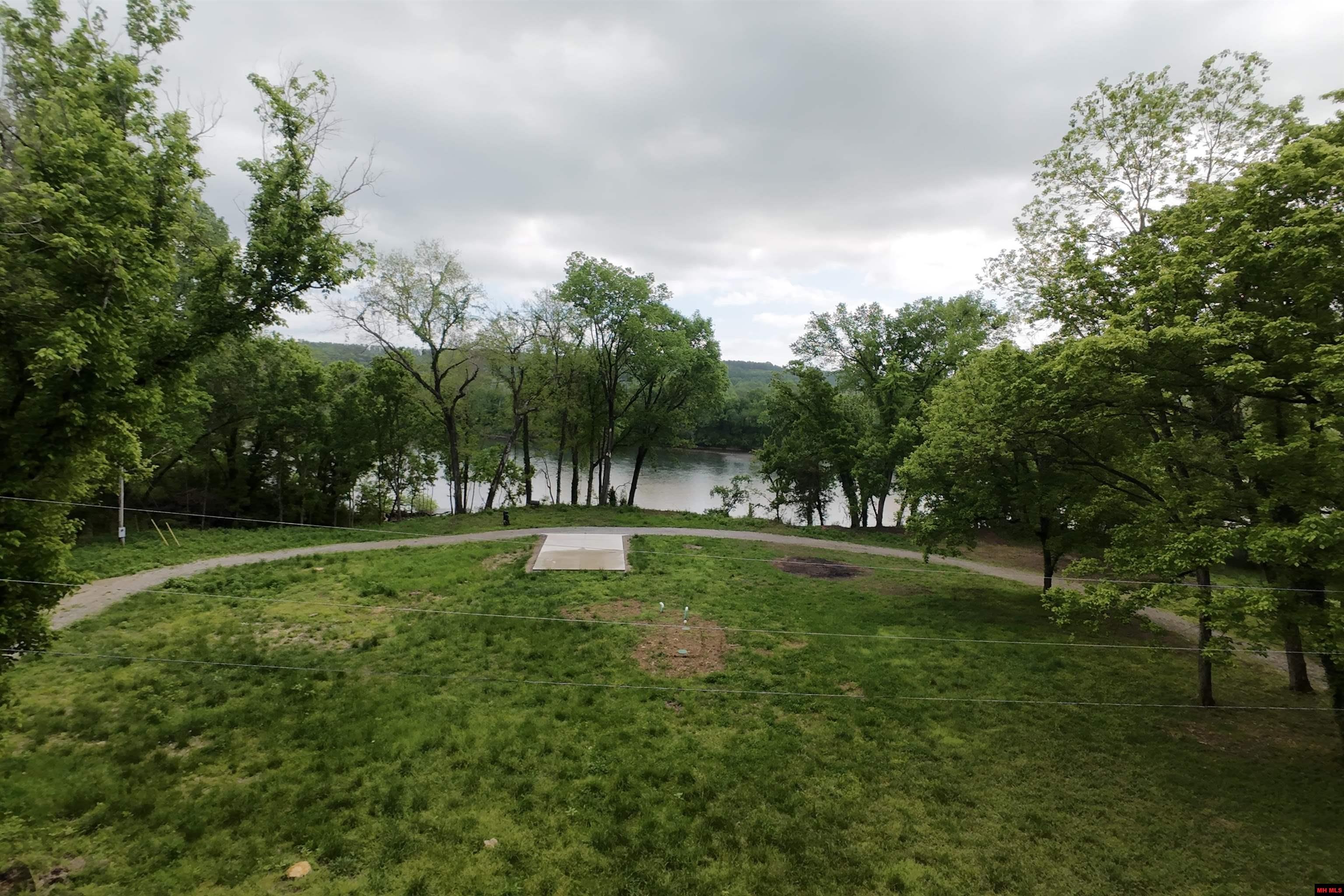 1566 Riverview Drive