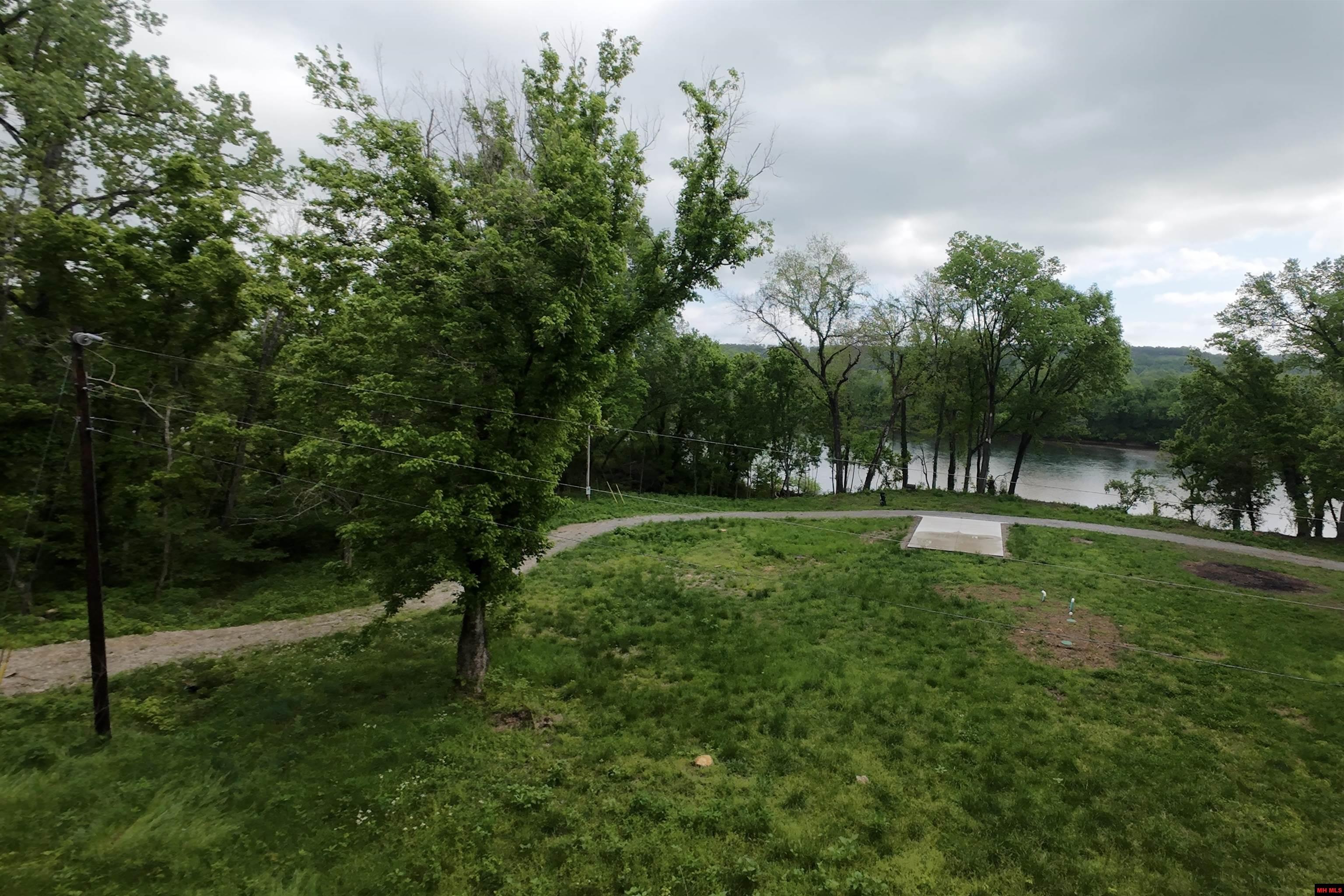 1566 Riverview Drive