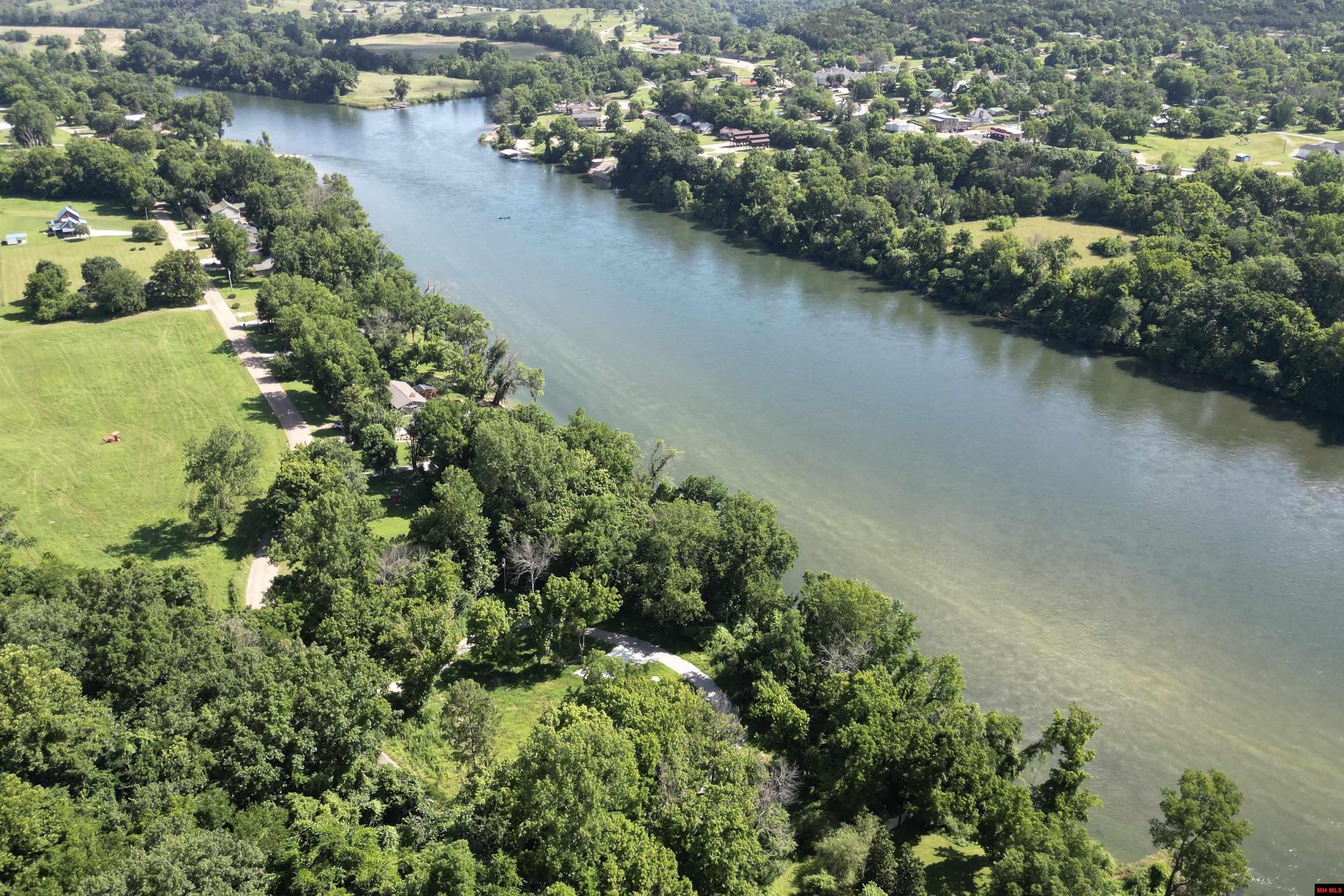 1566 Riverview Drive