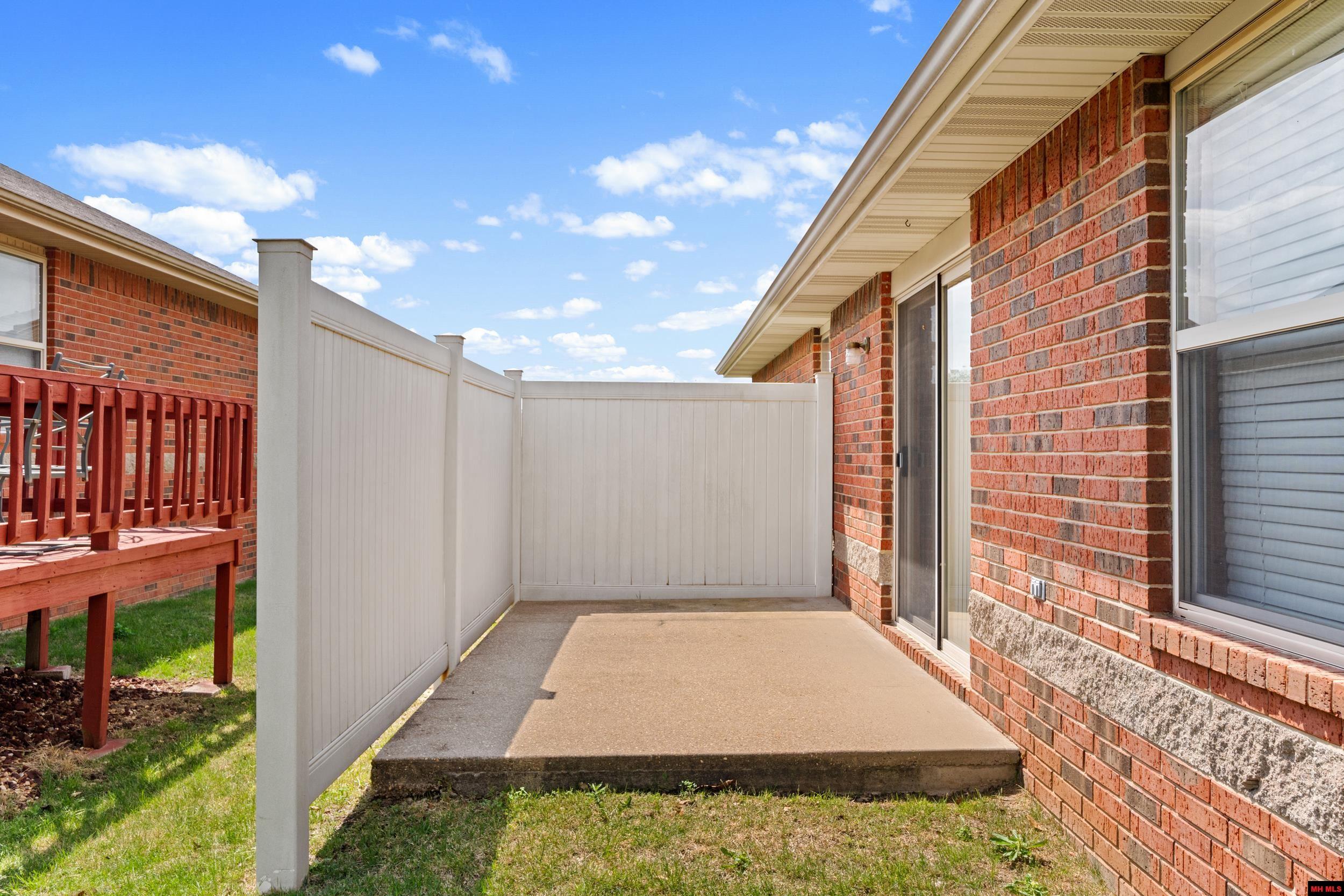 1223 Willowbrook Road