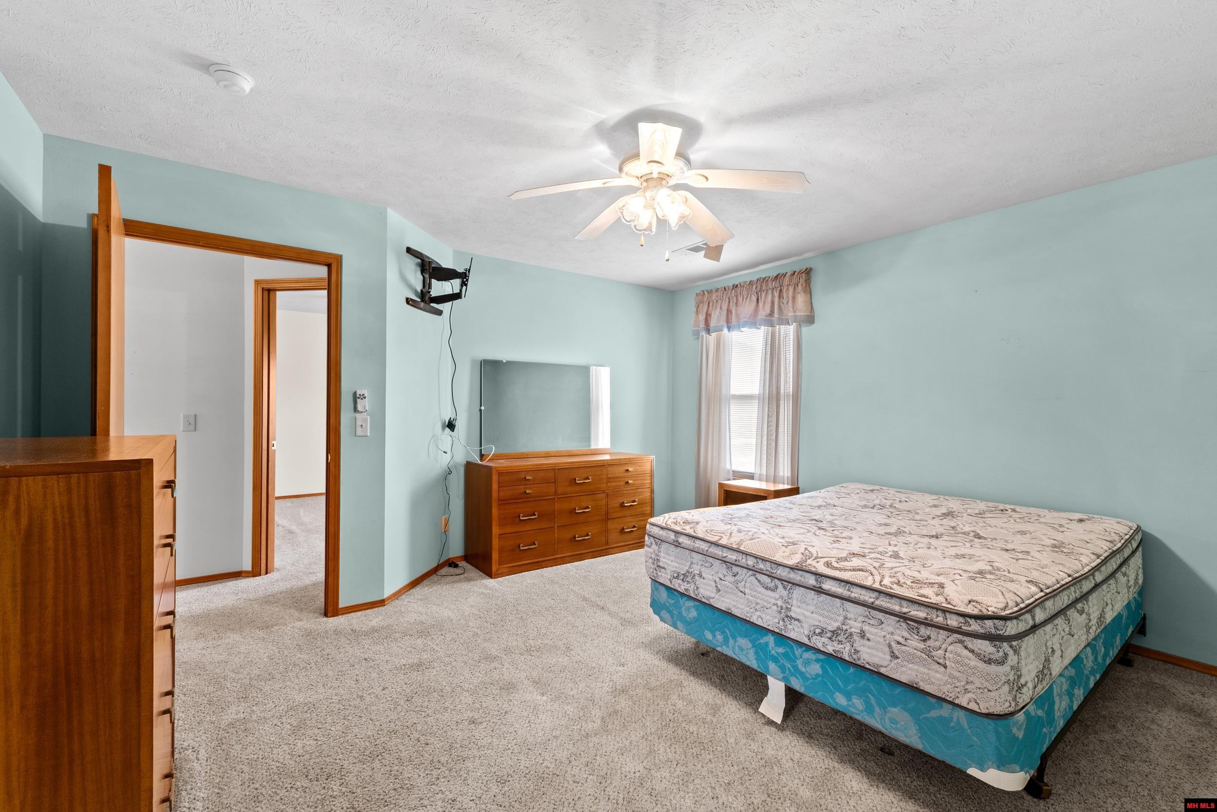 1223 Willowbrook Road