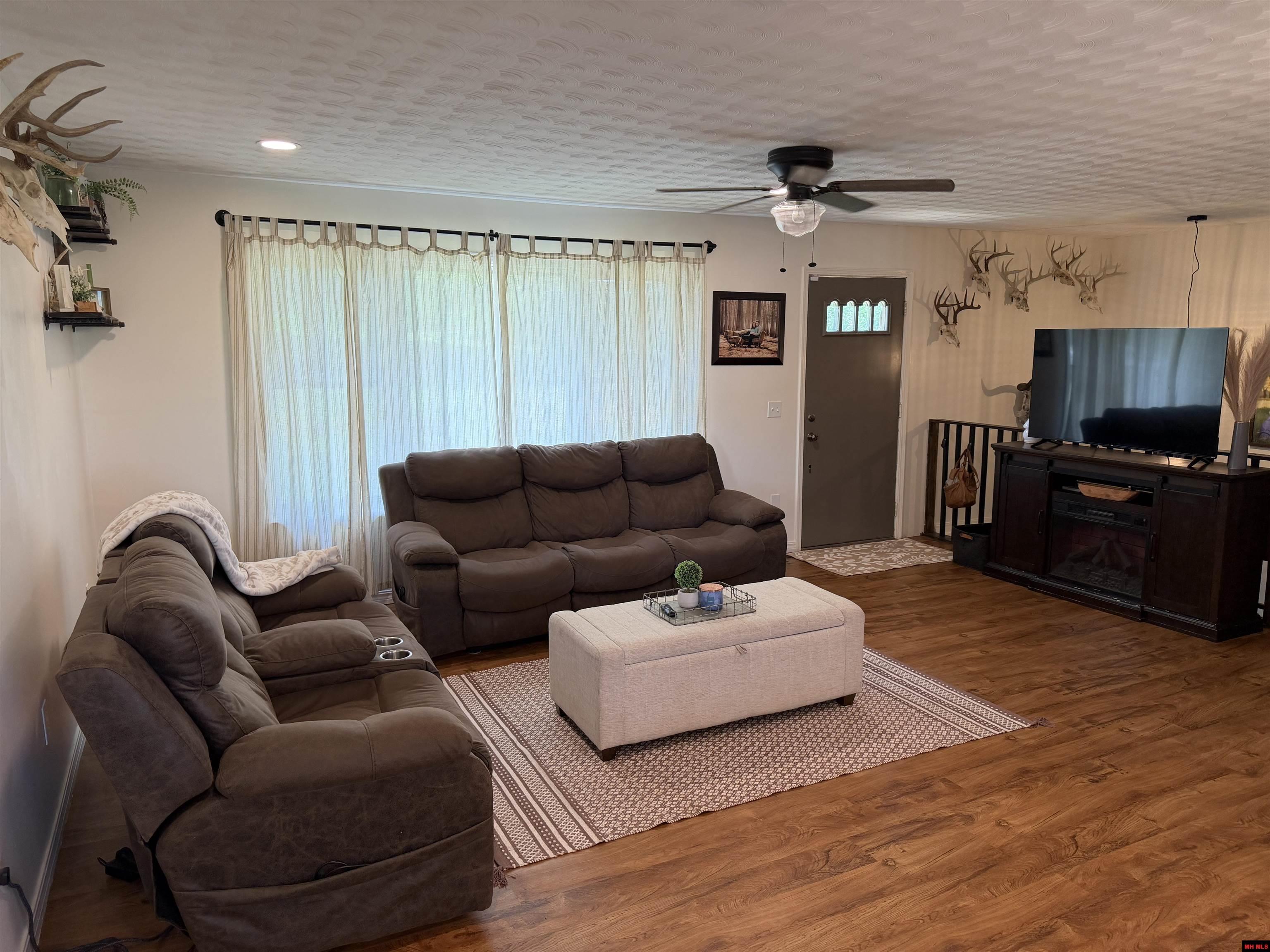 101 WILDCAT SHOALS ROAD Gassville, AR 72635