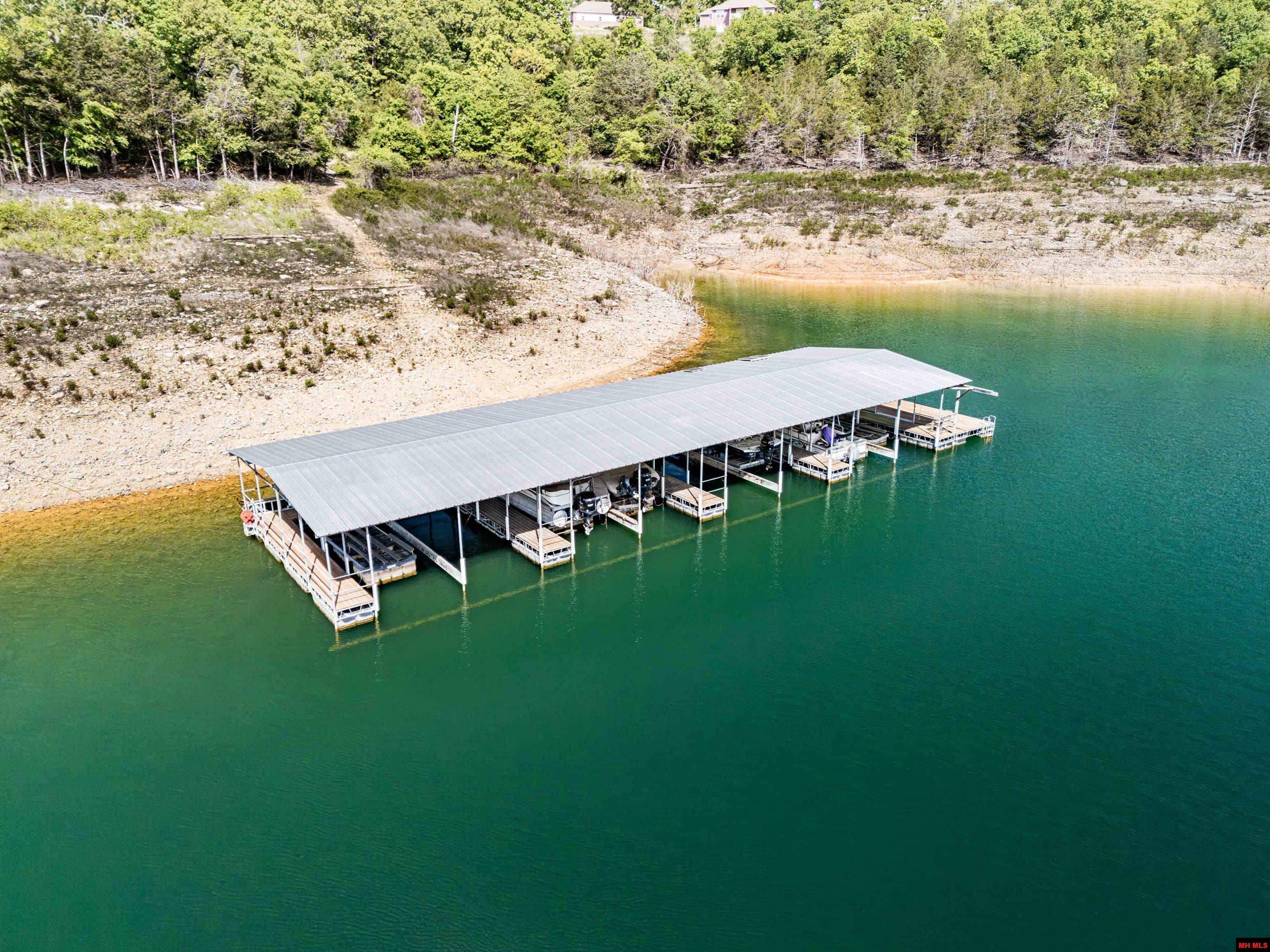 171 MC 101 Mountain Home, AR 72653