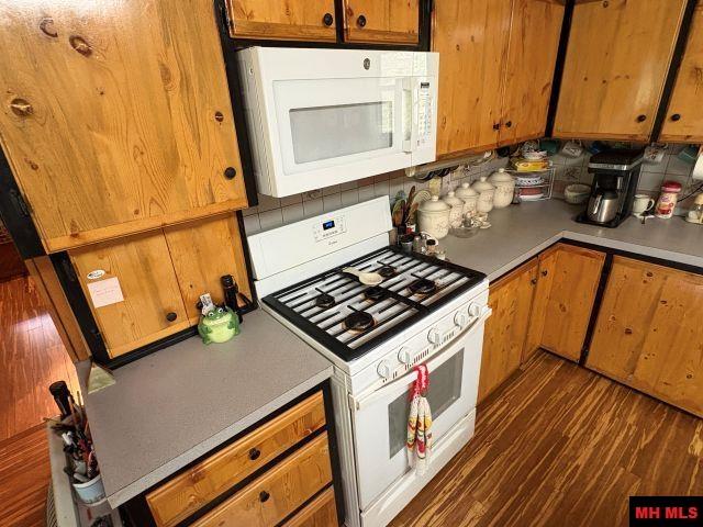 4568 MC 5004 Valley Springs, AR 72682