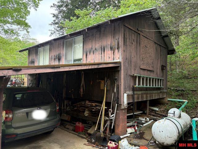 4568 MC 5004 Valley Springs, AR 72682