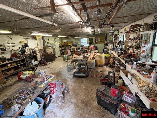 4568 MC 5004 Valley Springs, AR 72682