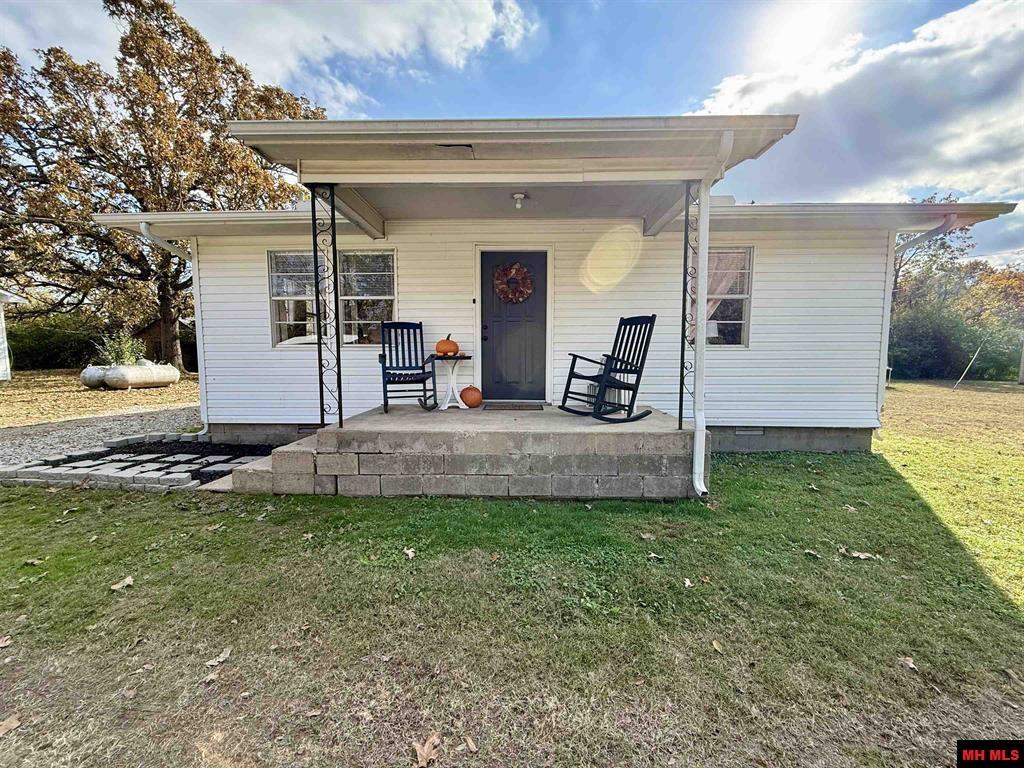 5173 Old Military Road