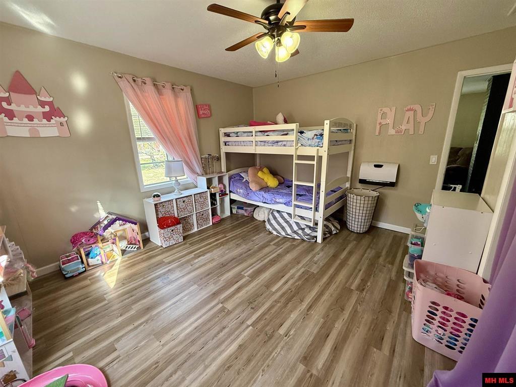 5173 Old Military Road