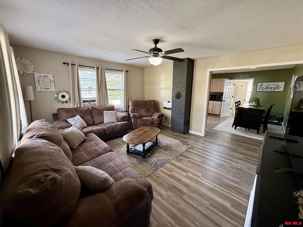 5173 Old Military Road